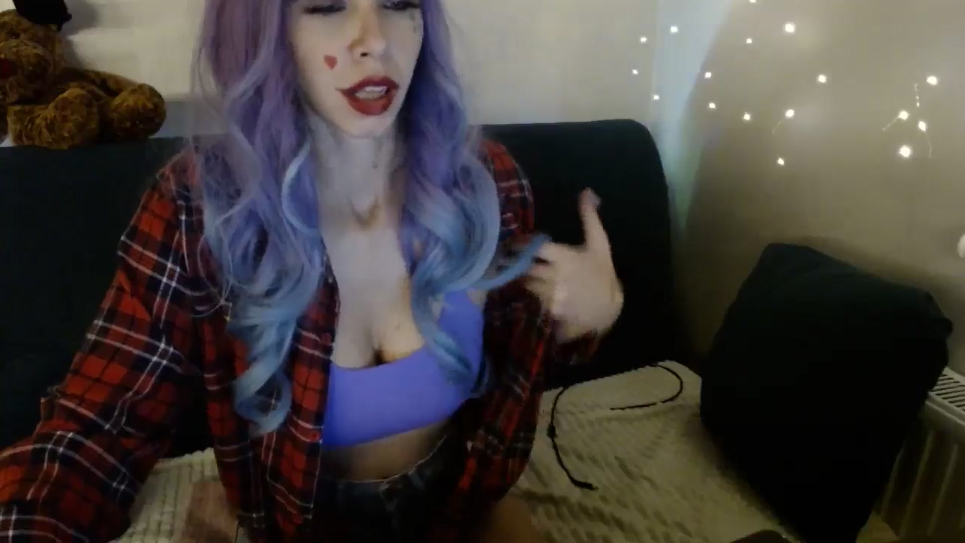 Gallery image thumbnail from Monika_lucci's myfreecams stream on, 10/31/2024, 20:49 image 14 of 20