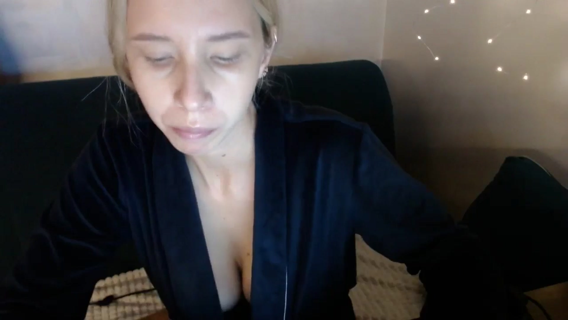 Gallery image thumbnail from Monika_lucci's myfreecams stream on, 11/15/2024, 17:02 image 3 of 20