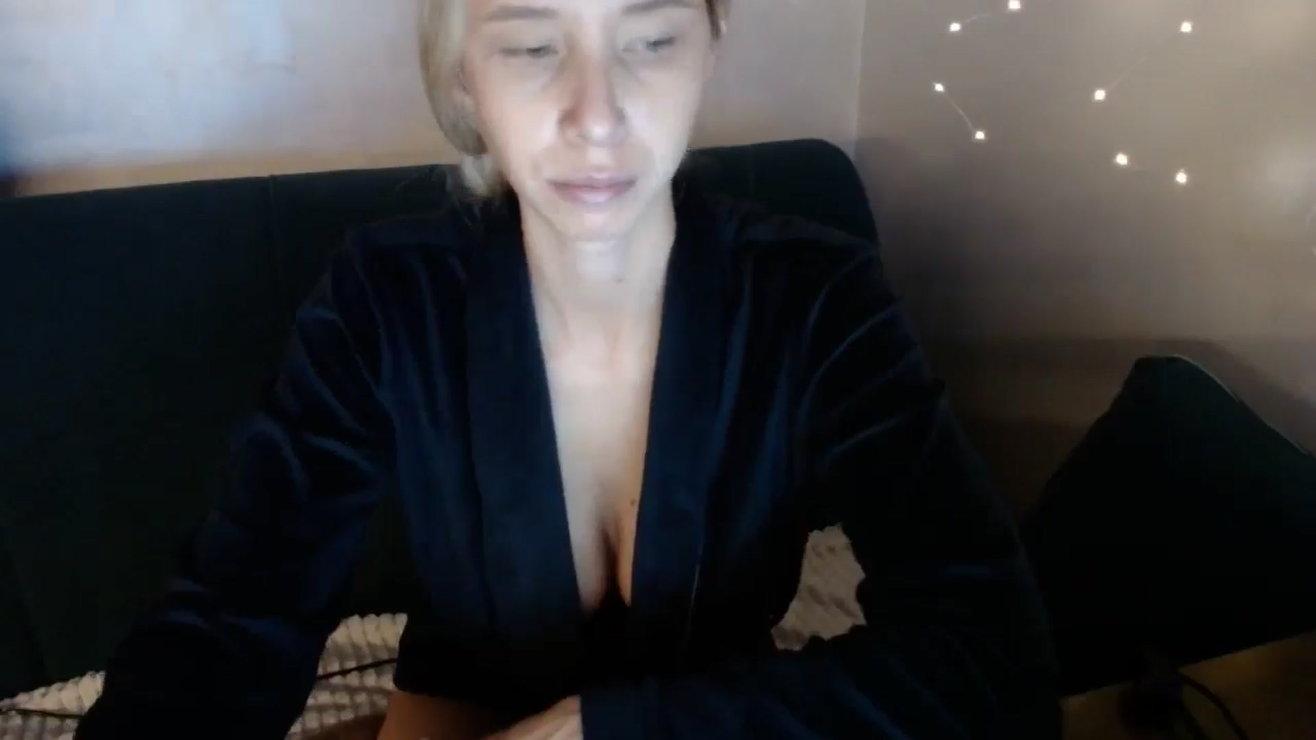 Gallery image thumbnail from Monika_lucci's myfreecams stream on, 11/15/2024, 17:02 image 11 of 20