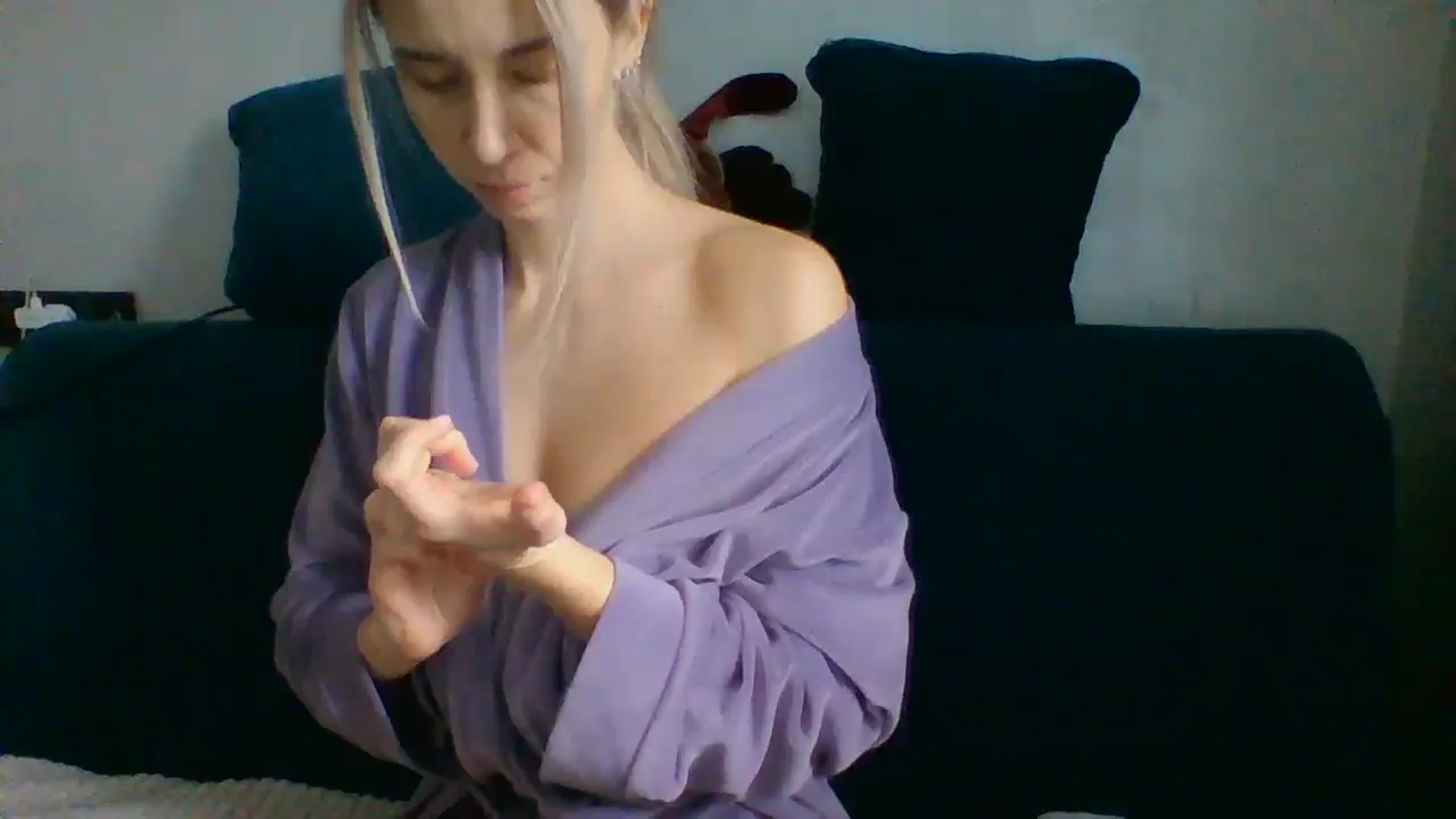Gallery image thumbnail from Monika_lucci's myfreecams stream on, 02/06/2025, 09:55 image 17 of 20