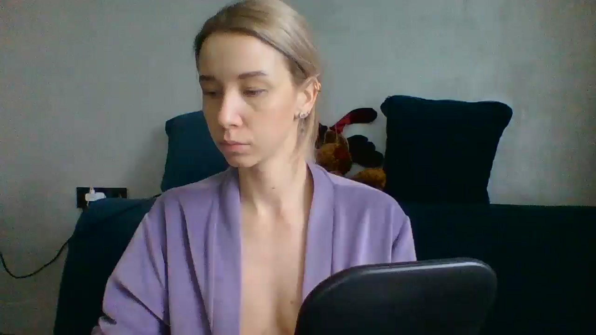 Gallery image thumbnail from Monika_lucci's myfreecams stream on, 02/06/2025, 09:55 image 1 of 20