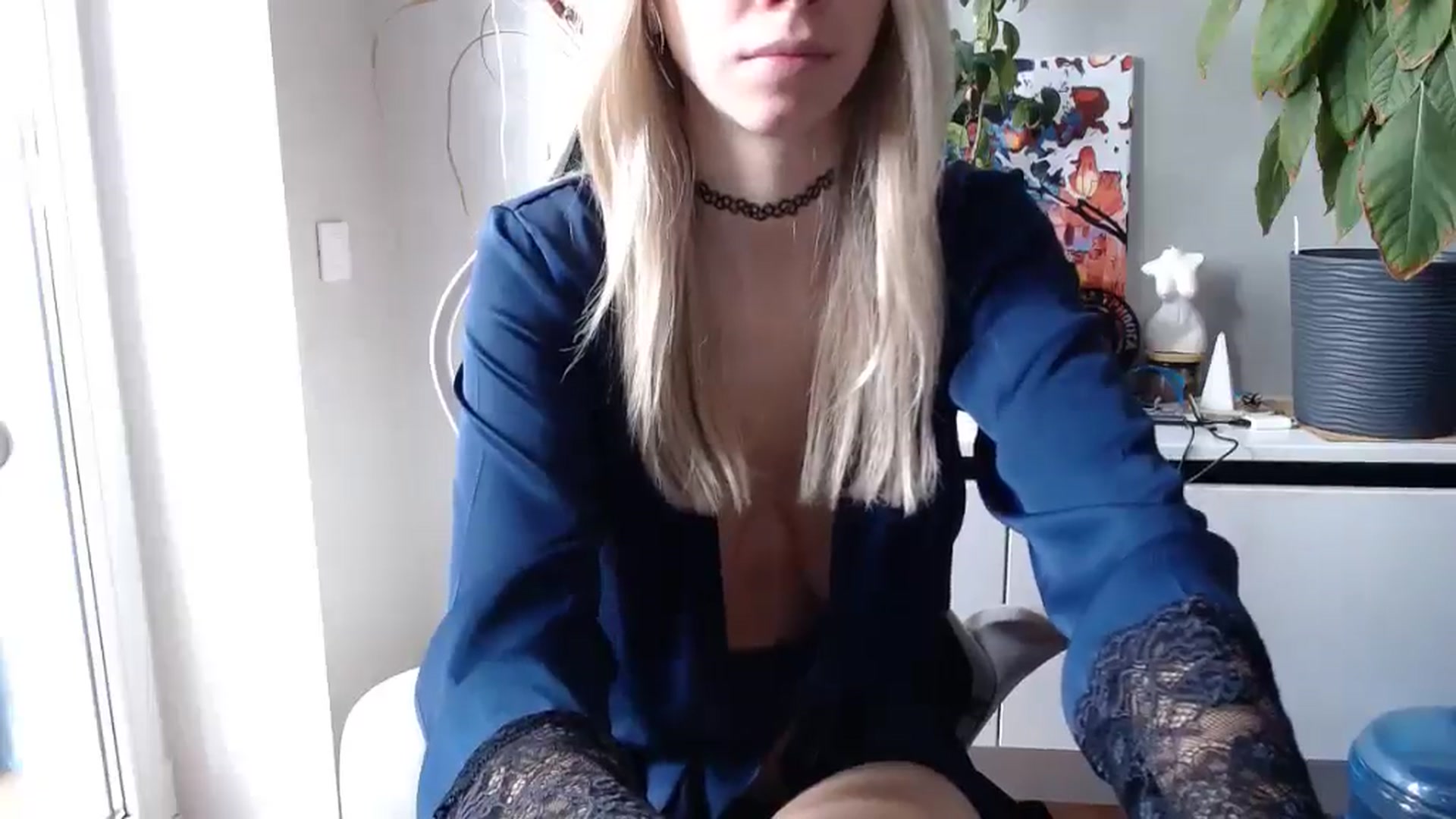 Gallery image thumbnail from Monika_lucci's myfreecams stream on, 02/22/2025, 09:21 image 18 of 20
