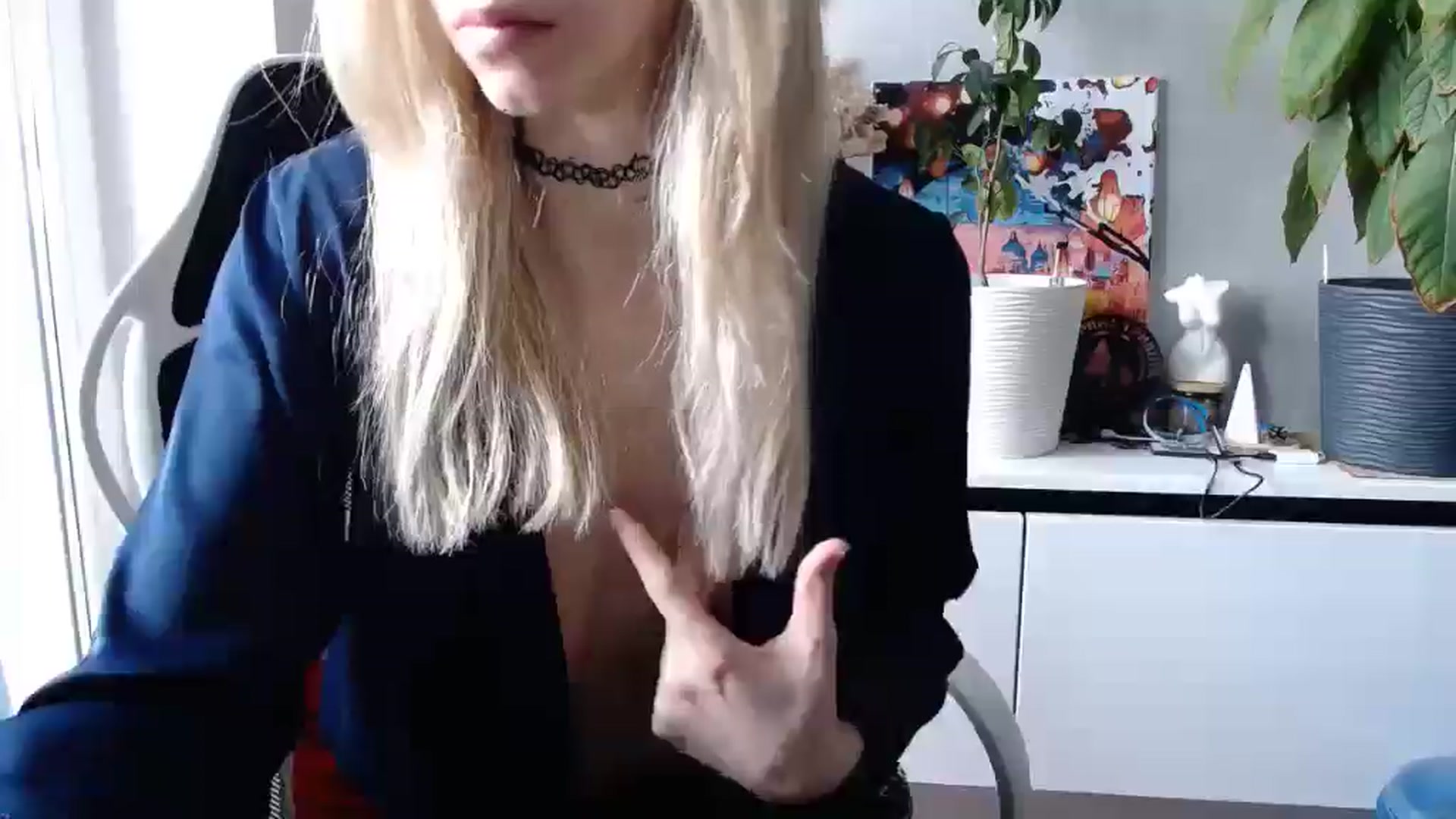 Gallery image thumbnail from Monika_lucci's myfreecams stream on, 02/22/2025, 10:08 image 20 of 20