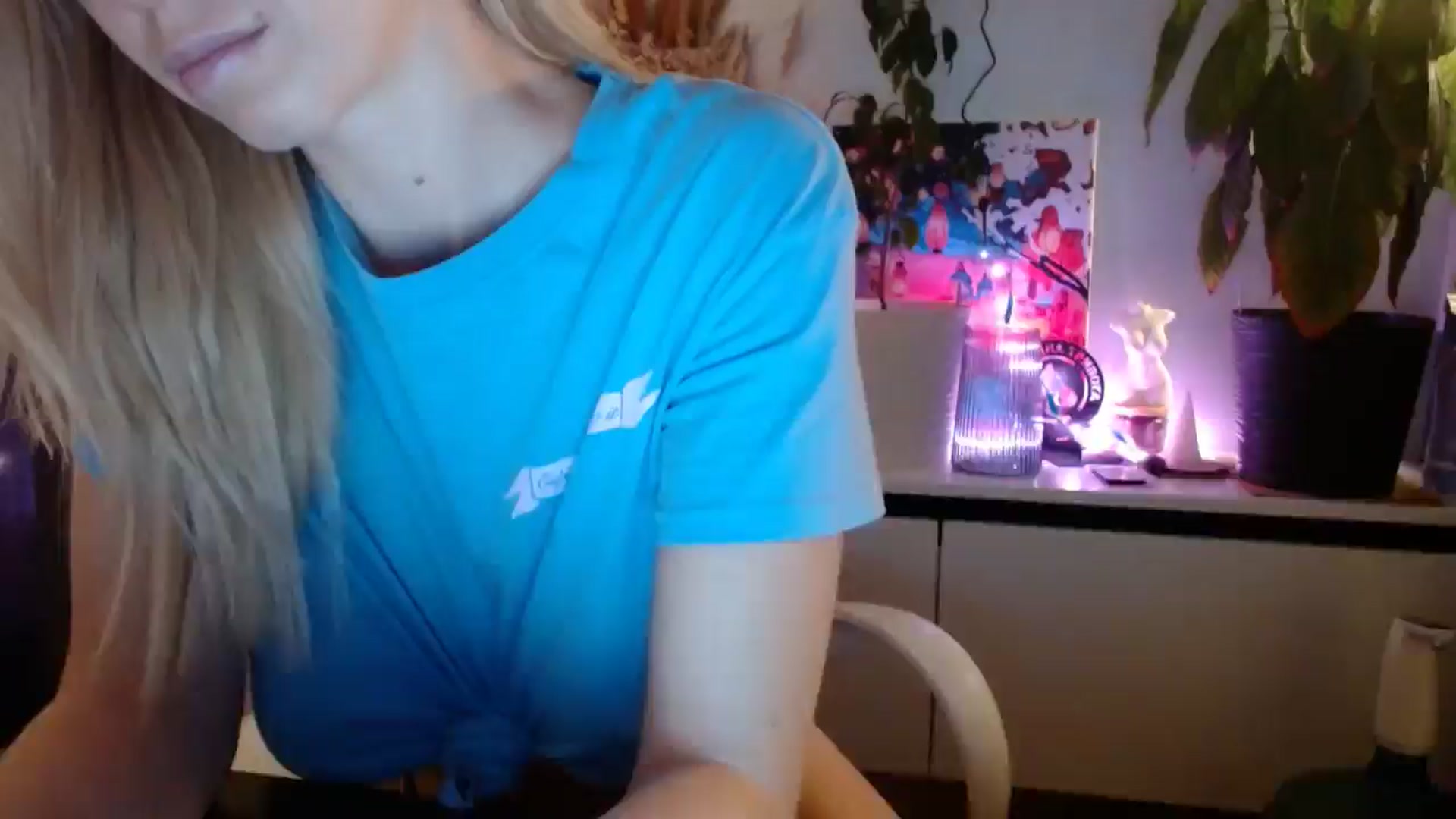 Gallery image thumbnail from Monika_lucci's myfreecams stream on, 02/27/2025, 17:13 image 8 of 20