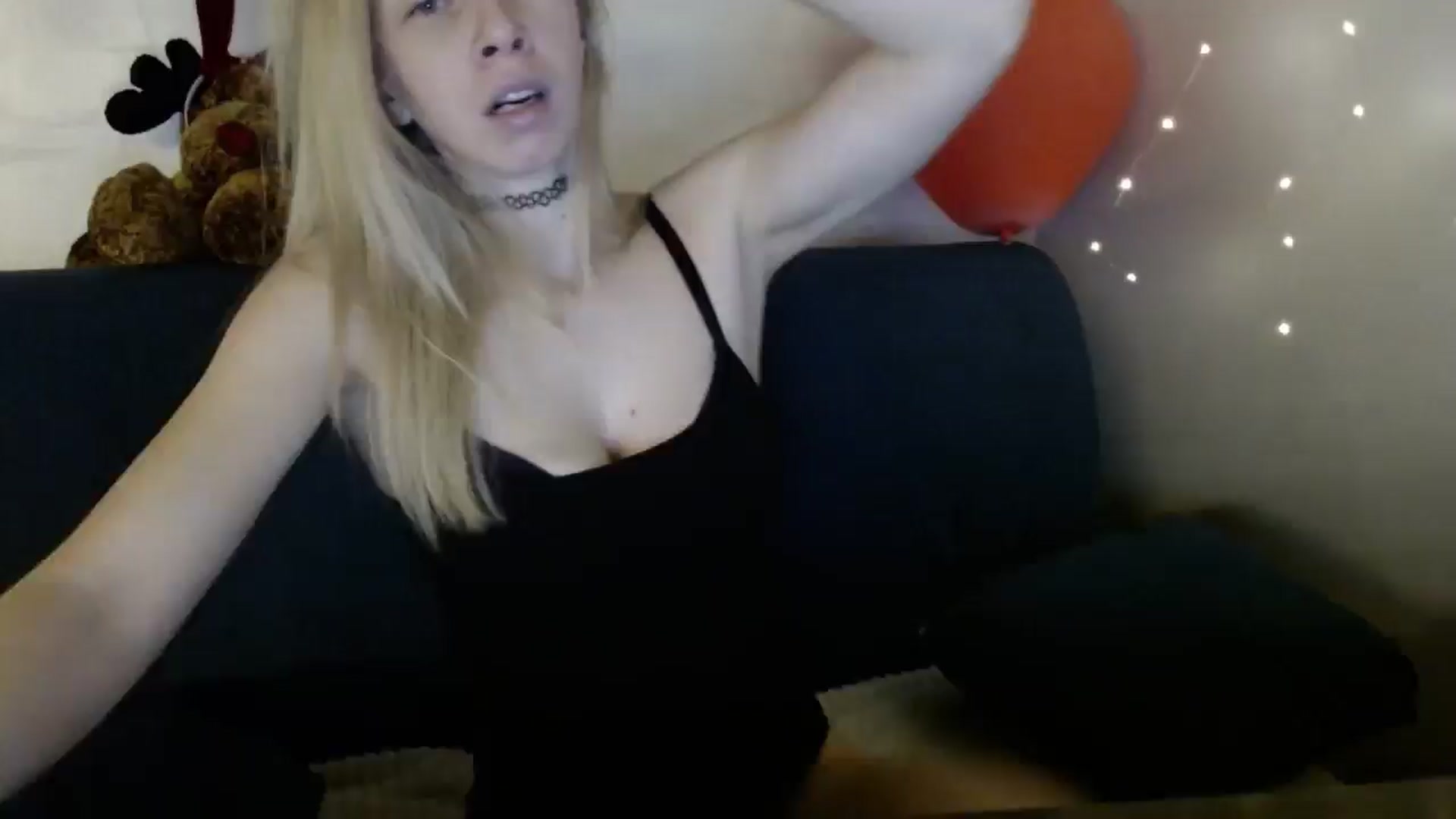 Gallery image thumbnail from Monika_lucci's myfreecams stream on, 03/06/2025, 17:09 image 15 of 20