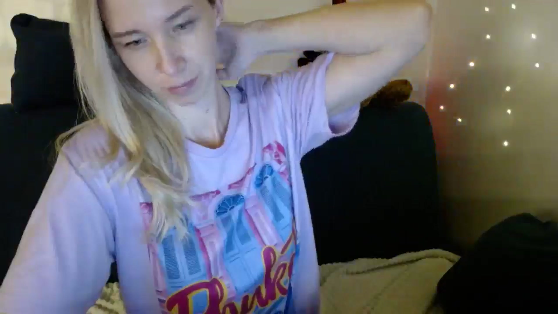 Gallery image thumbnail from Monika_lucci's myfreecams stream on, 03/16/2025, 18:19 image 19 of 20