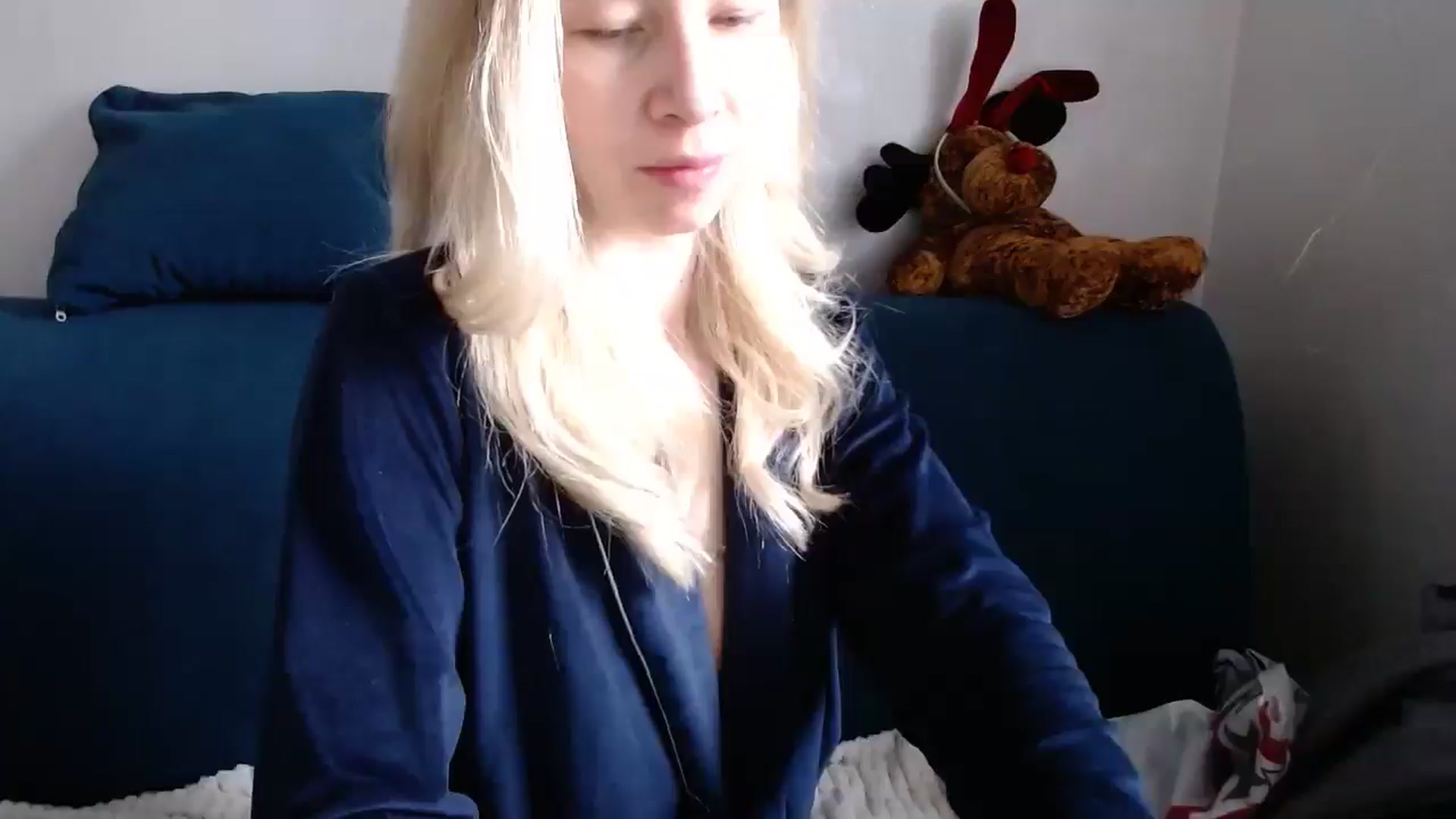 Gallery image thumbnail from Monika_lucci's myfreecams stream on, 03/17/2025, 09:32 image 13 of 20