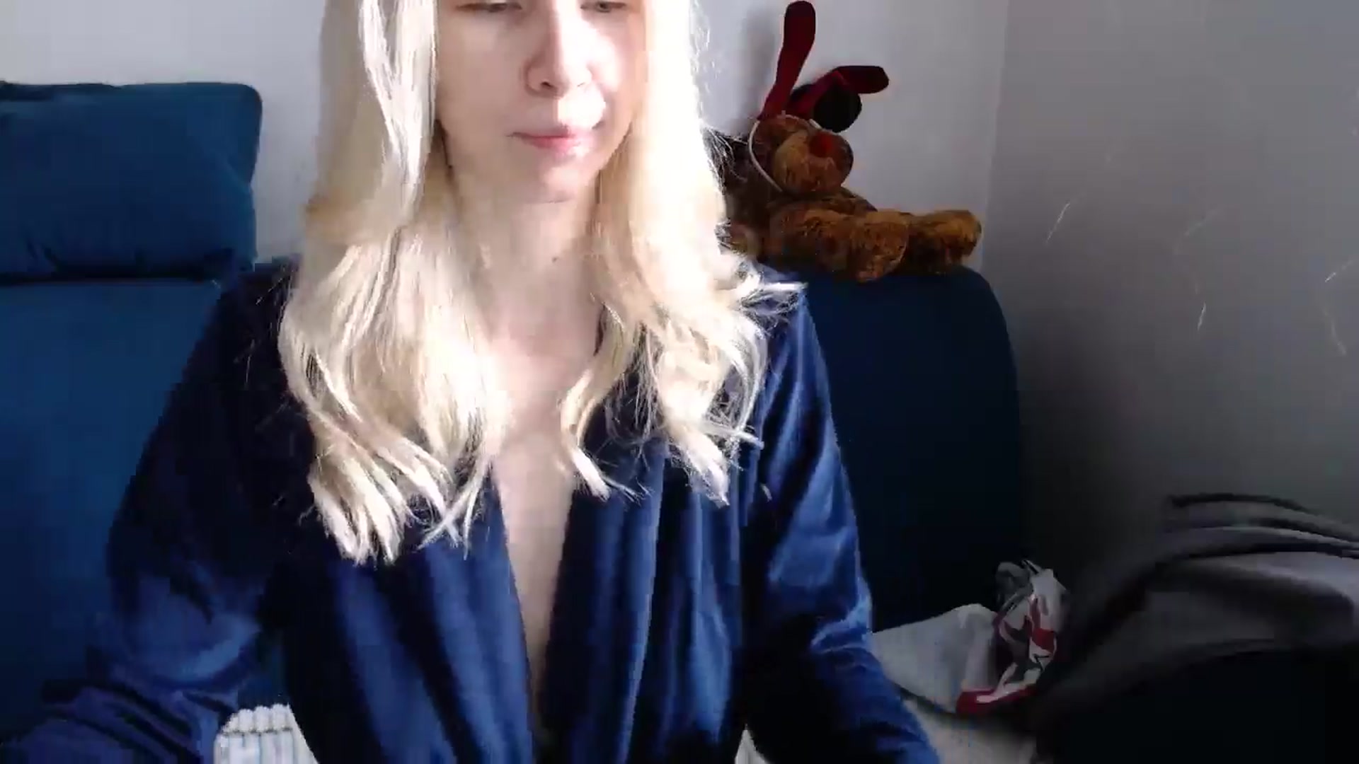 Gallery image thumbnail from Monika_lucci's myfreecams stream on, 03/17/2025, 09:32 image 3 of 20
