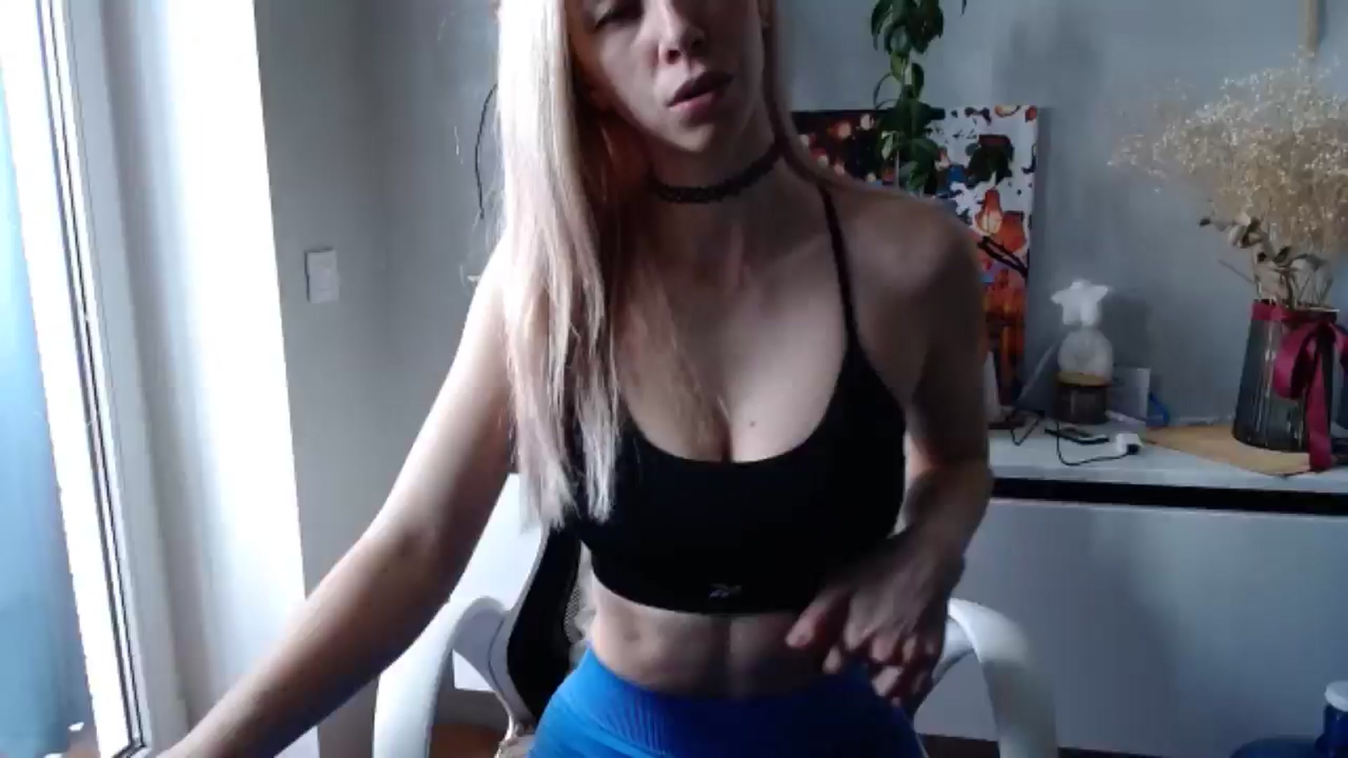 Gallery image thumbnail from Monika_lucci's myfreecams stream on, 04/07/2025, 13:47 image 19 of 20