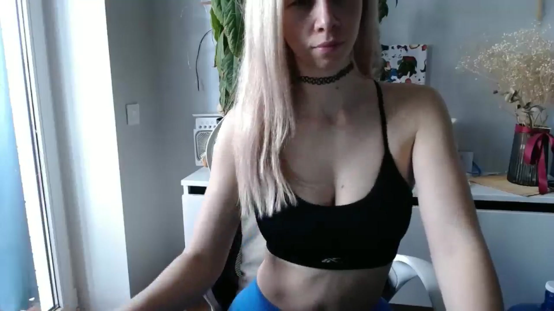 Gallery image thumbnail from Monika_lucci's myfreecams stream on, 04/07/2025, 14:11 image 2 of 20