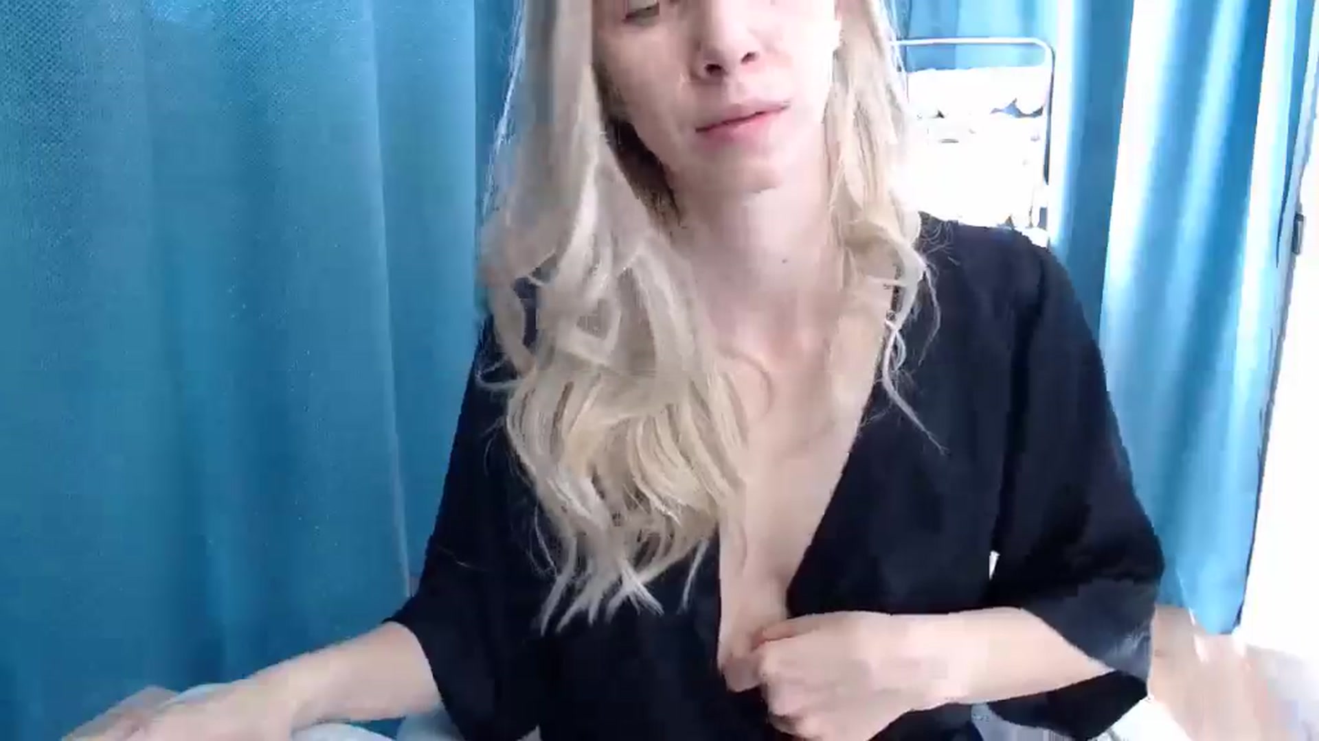 Gallery image thumbnail from Monika_lucci's myfreecams stream on, 05/24/2025, 11:38 image 5 of 20