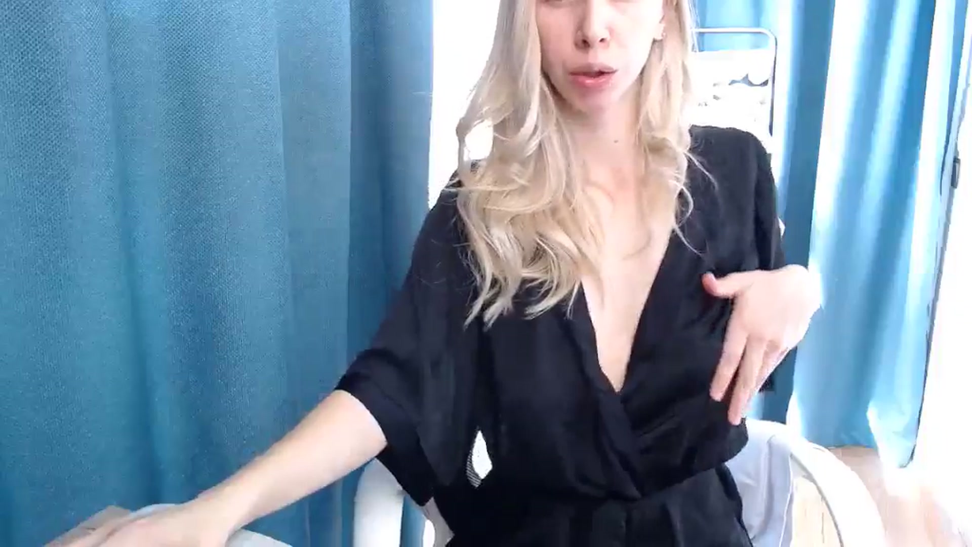 Gallery image thumbnail from Monika_lucci's myfreecams stream on, 05/24/2025, 11:38 image 11 of 20