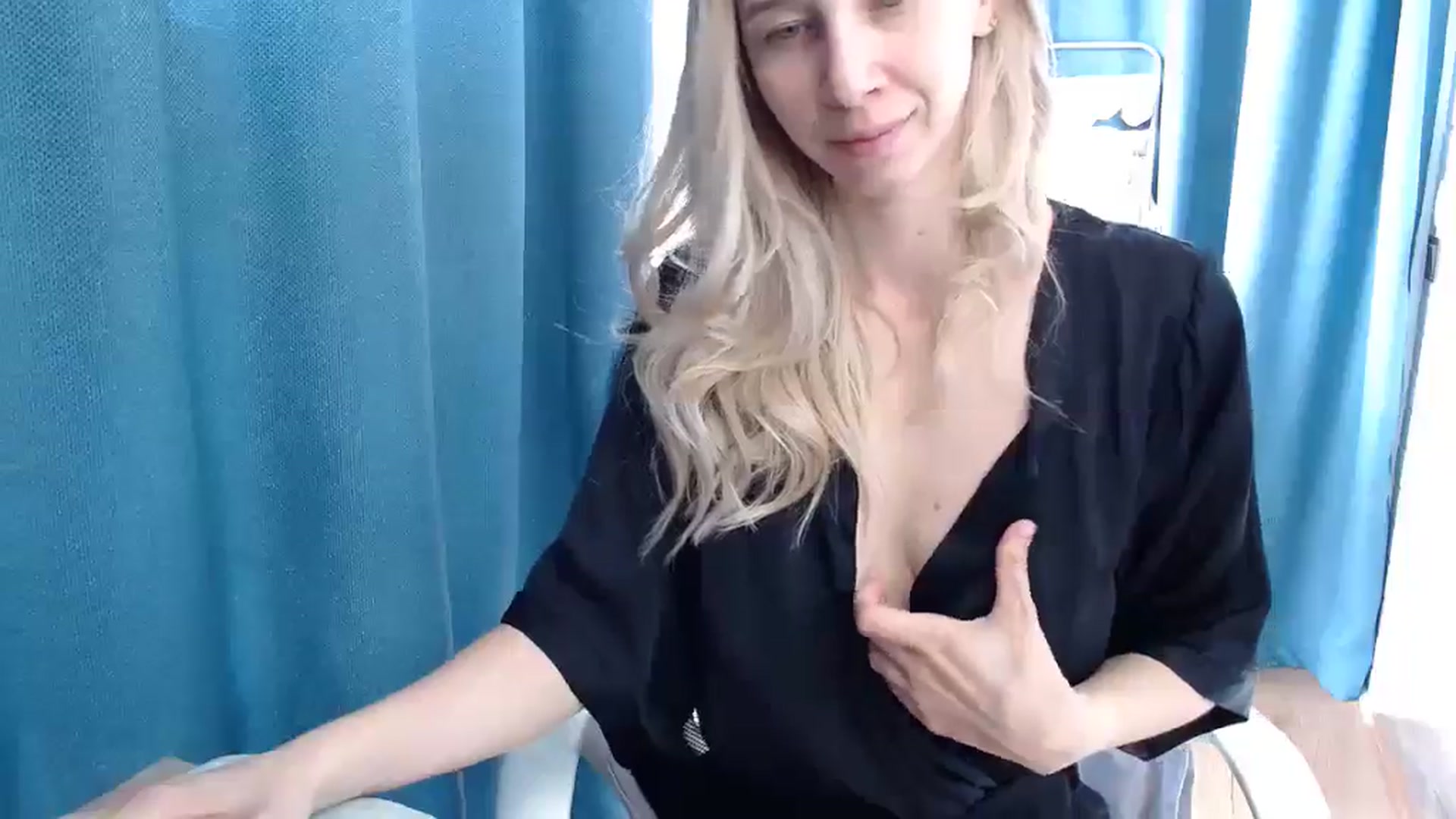 Gallery image thumbnail from Monika_lucci's myfreecams stream on, 05/24/2025, 11:38 image 3 of 20