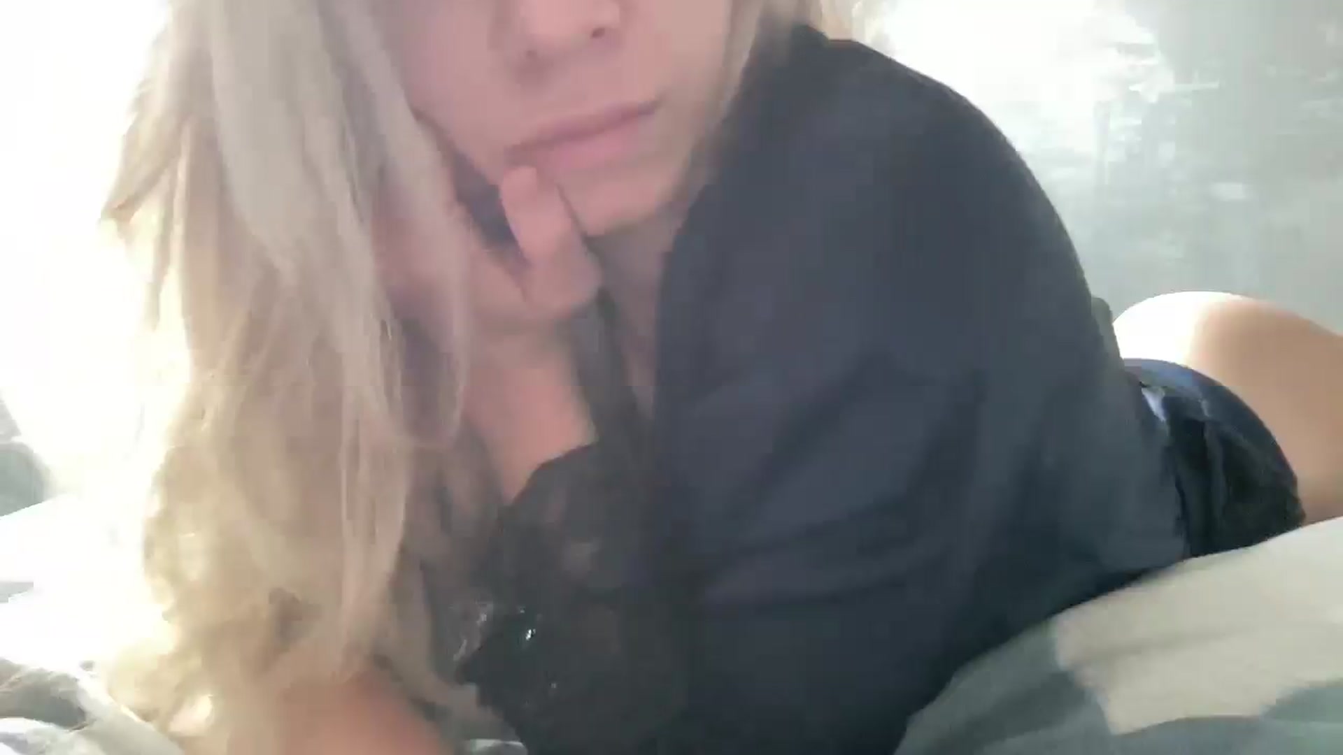 Gallery image thumbnail from Monika_lucci's myfreecams stream on, 06/09/2025, 17:14 image 12 of 20