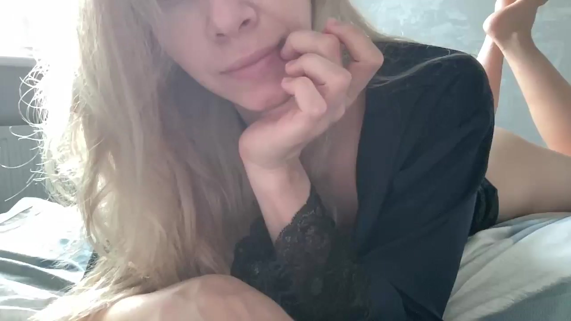 Gallery image thumbnail from Monika_lucci's myfreecams stream on, 06/09/2025, 17:14 image 2 of 20