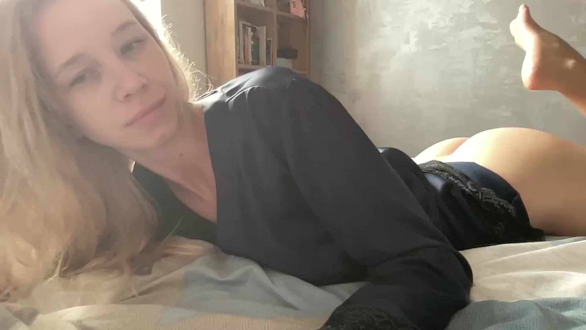 Gallery image thumbnail from Monika_lucci's myfreecams stream on, 06/09/2025, 17:14 image 11 of 20