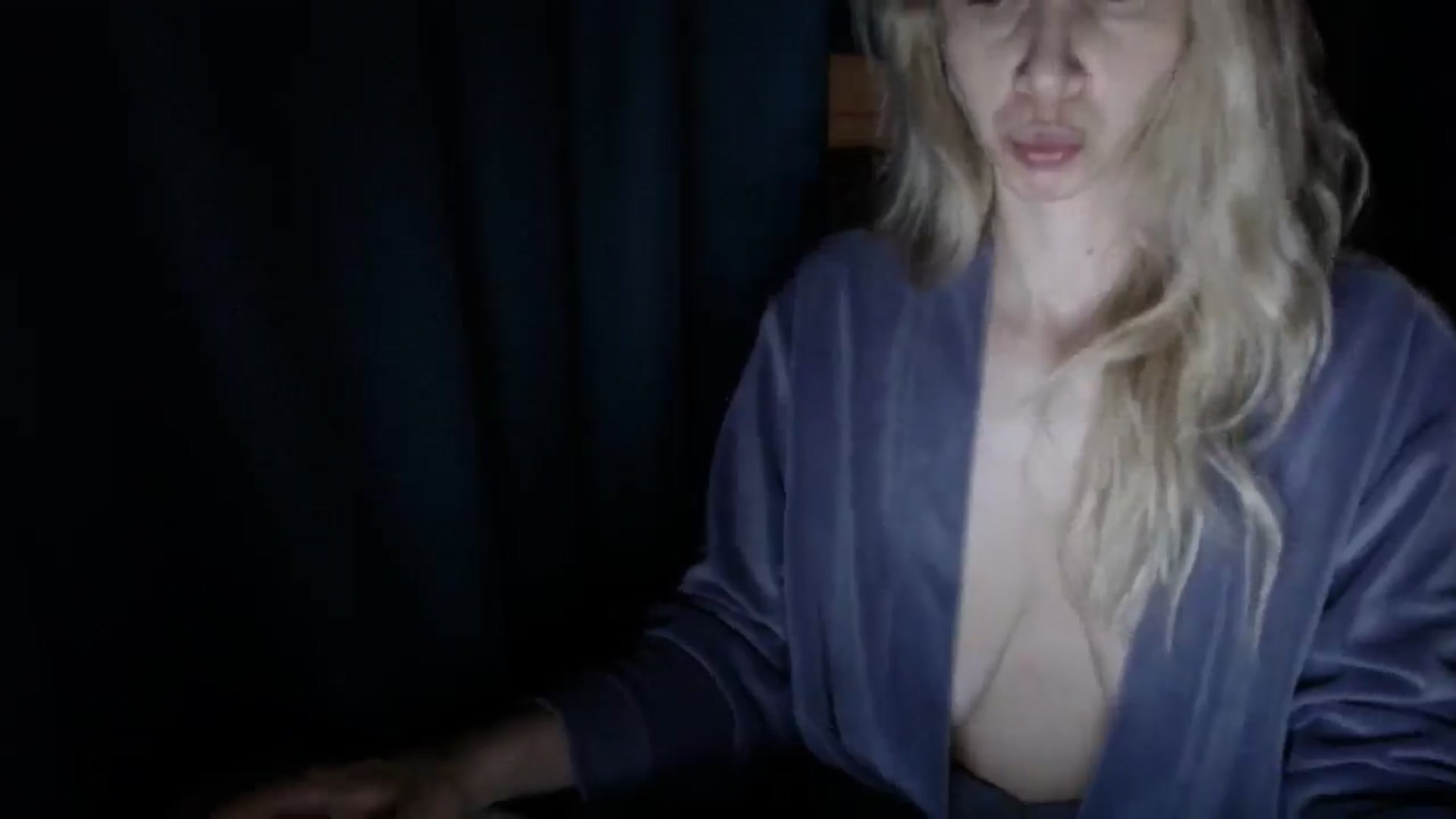 Gallery image thumbnail from Monika_lucci's myfreecams stream on, 06/22/2025, 19:02 image 7 of 20