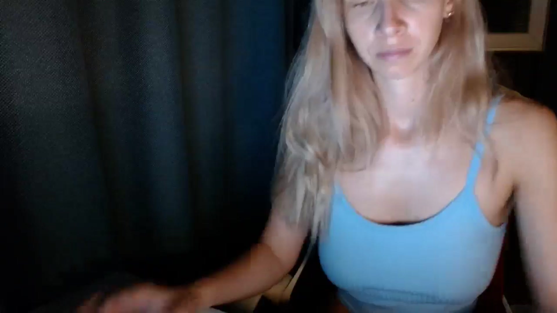 Gallery image thumbnail from Monika_lucci's myfreecams stream on, 08/15/2025, 18:17 image 19 of 20