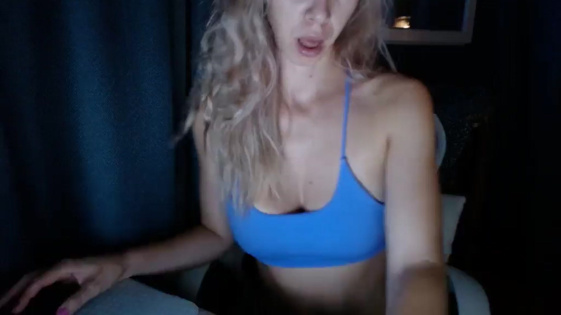 Gallery image thumbnail from Monika_lucci's myfreecams stream on, 08/31/2025, 17:12 image 13 of 20