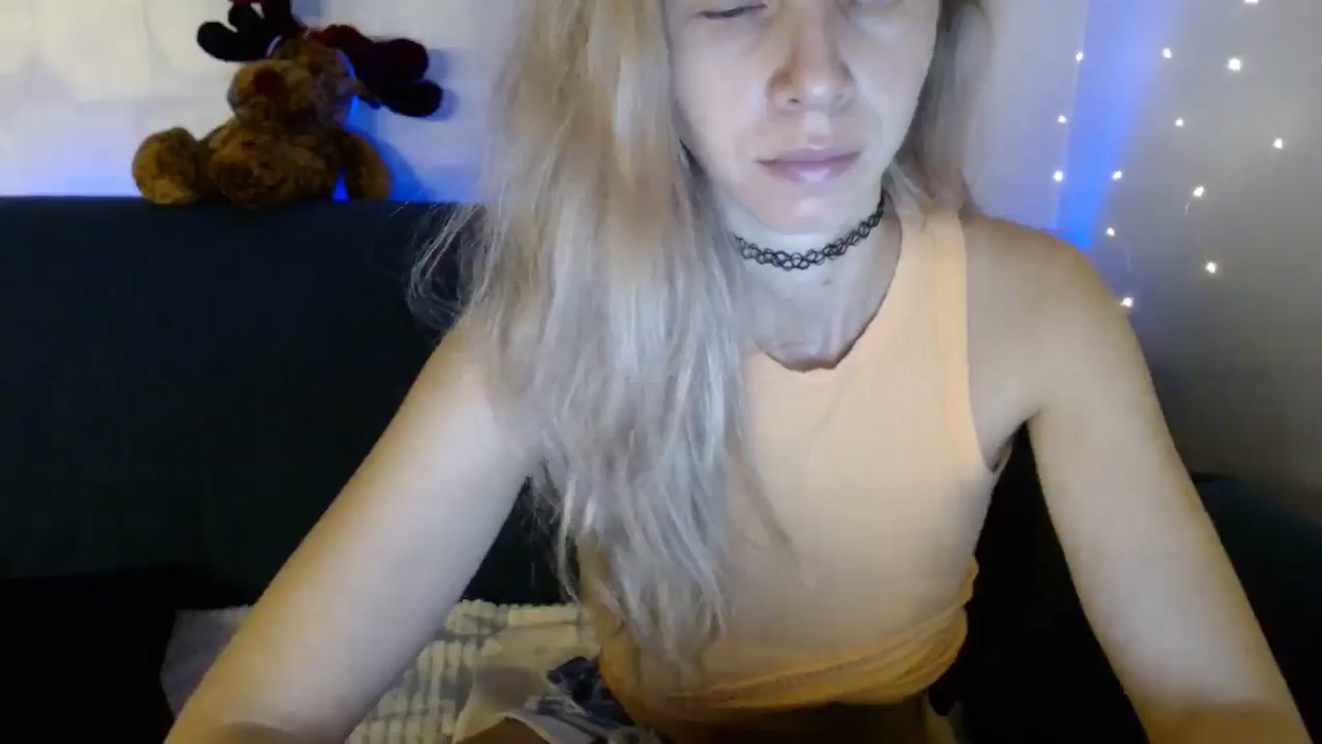 Gallery image thumbnail from Monika_lucci's myfreecams stream on, 10/08/2025, 19:08 image 15 of 20