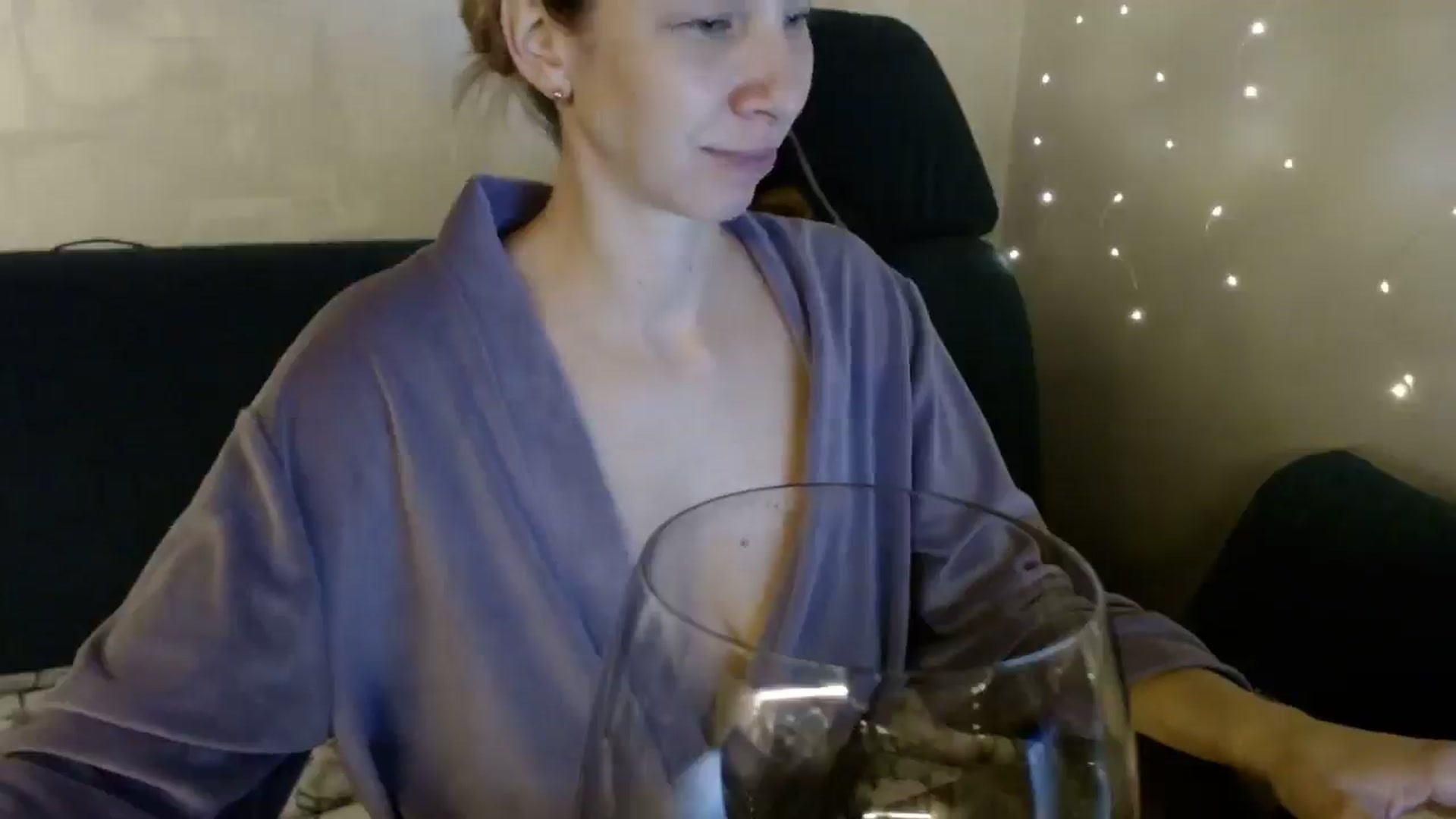 Gallery image thumbnail from Monika_lucci's myfreecams stream on, 11/21/2025, 18:39 image 13 of 20