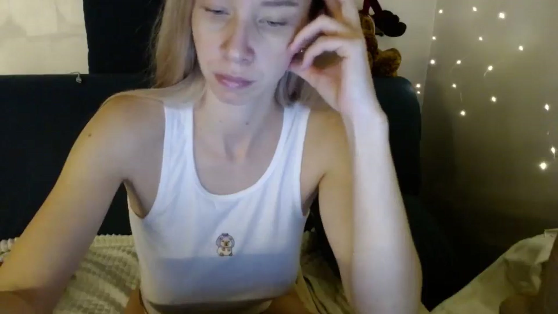 Gallery image thumbnail from Monika_lucci's myfreecams stream on, 12/18/2025, 15:13 image 20 of 20