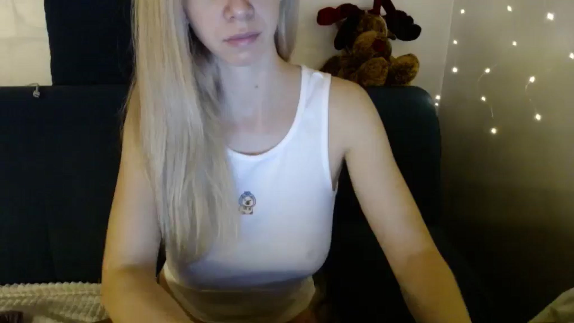 Gallery image thumbnail from Monika_lucci's myfreecams stream on, 12/18/2025, 15:41 image 6 of 20