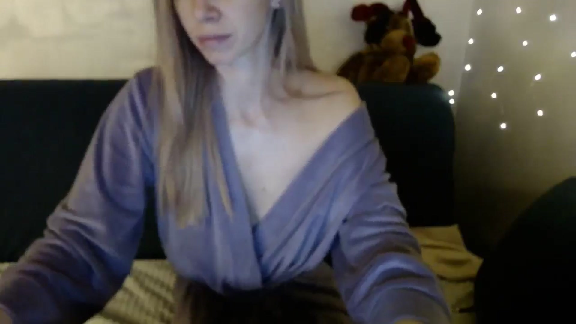 Gallery image thumbnail from Monika_lucci's myfreecams stream on, 12/21/2025, 16:35 image 10 of 20