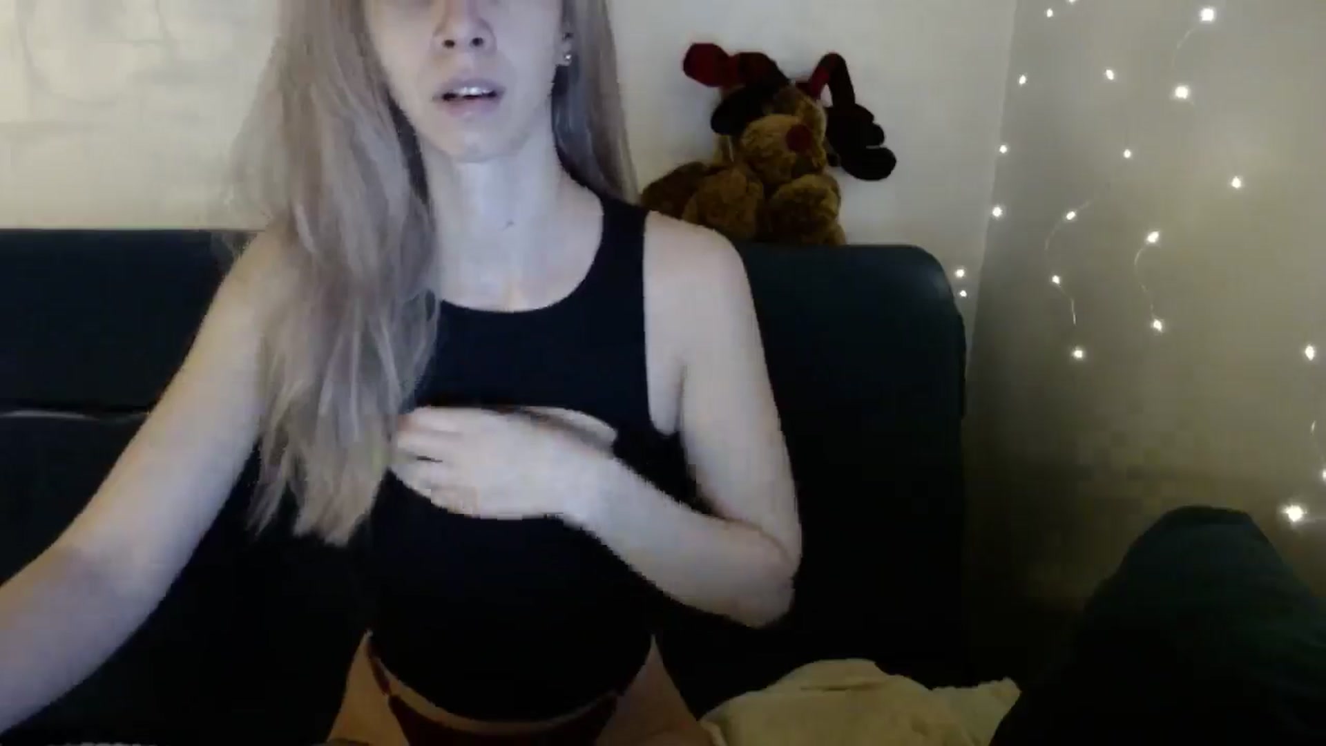 Gallery image thumbnail from Monika_lucci's myfreecams stream on, 12/24/2025, 15:00 image 2 of 20
