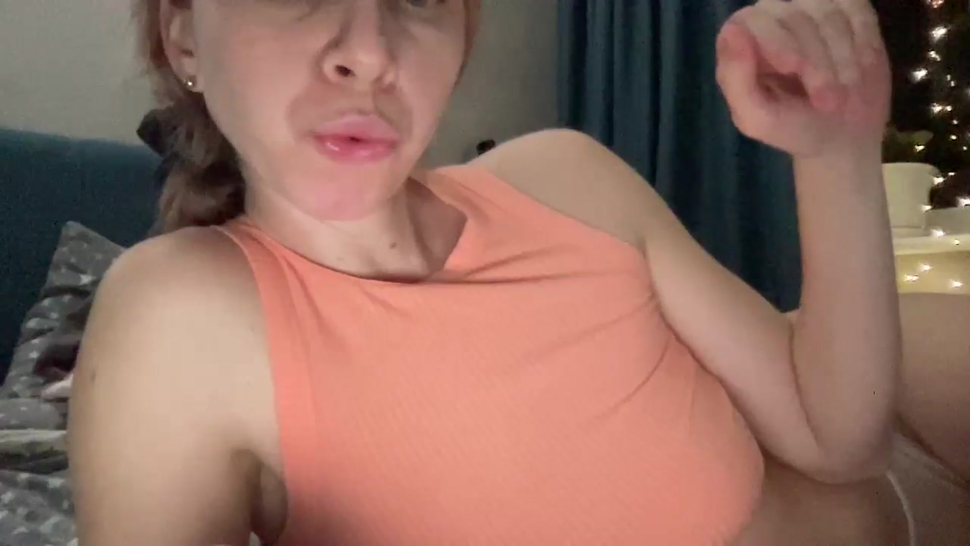 Gallery image thumbnail from Monika_lucci's myfreecams stream on, 01/06/2026, 20:39 image 19 of 20