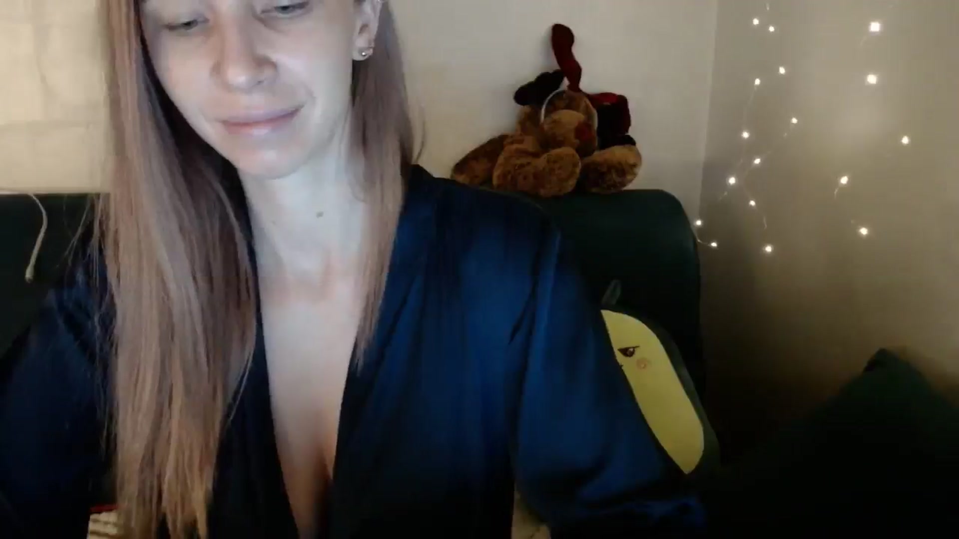 Gallery image thumbnail from Monika_lucci's myfreecams stream on, 02/02/2026, 18:21 image 16 of 20