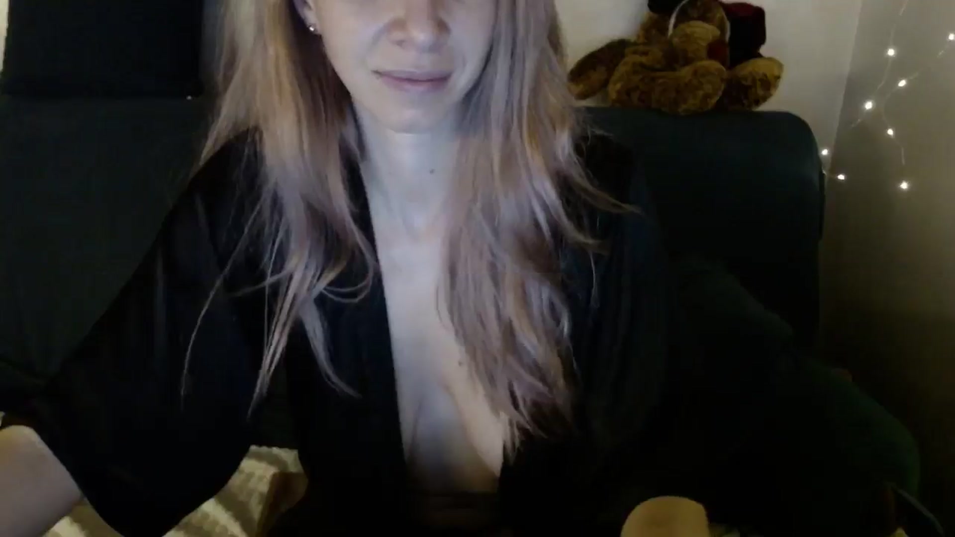 Gallery image thumbnail from Monika_lucci's myfreecams stream on, 02/07/2026, 19:32 image 20 of 20