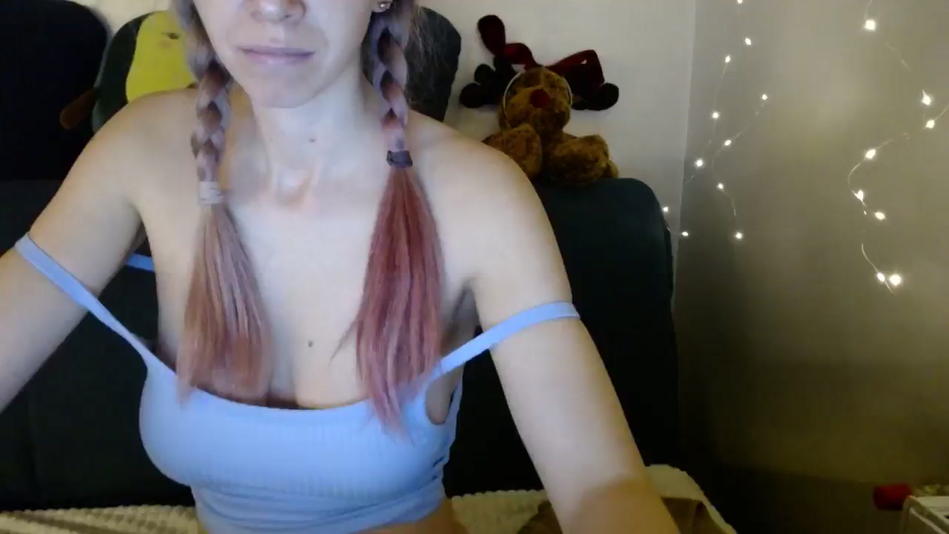 Gallery image thumbnail from Monika_lucci's myfreecams stream on, 02/10/2026, 20:44 image 17 of 20
