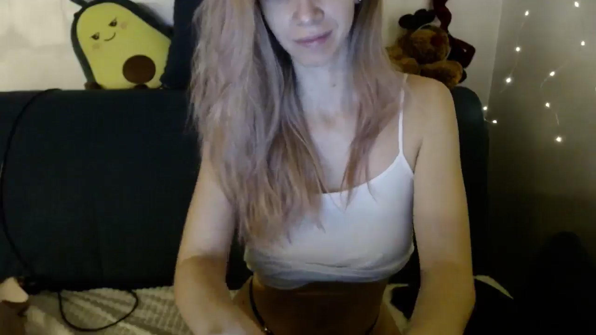 Gallery image thumbnail from Monika_lucci's myfreecams stream on, 02/15/2026, 19:45 image 19 of 20