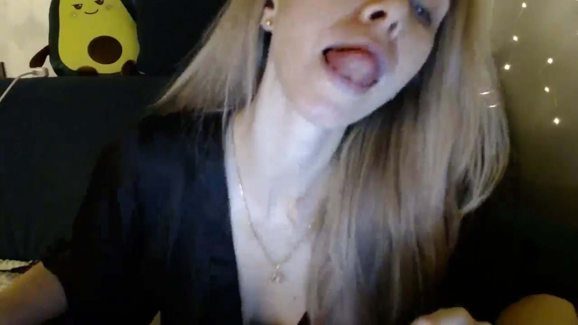 Gallery image thumbnail from Monika_lucci's myfreecams stream on, 02/21/2026, 20:17 image 7 of 20