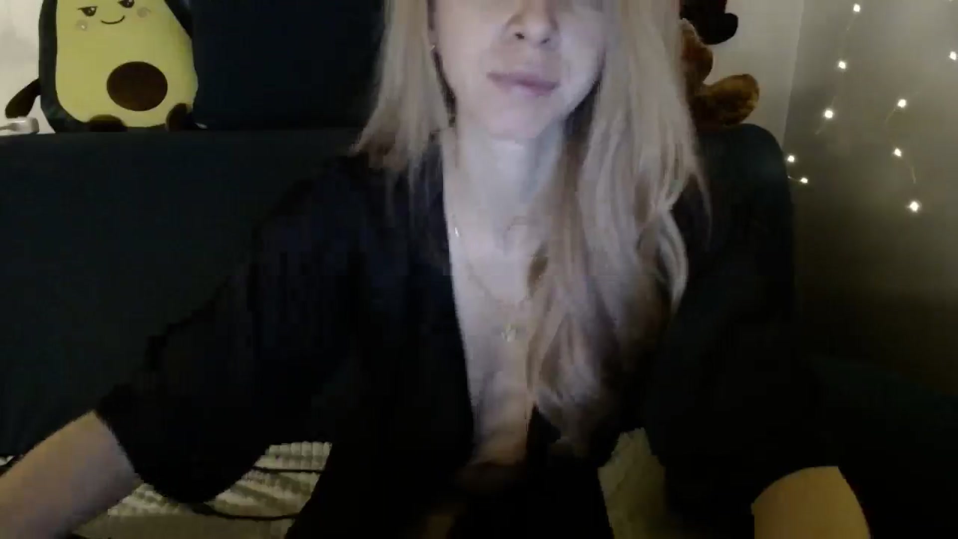 Gallery image thumbnail from Monika_lucci's myfreecams stream on, 02/21/2026, 20:17 image 8 of 20