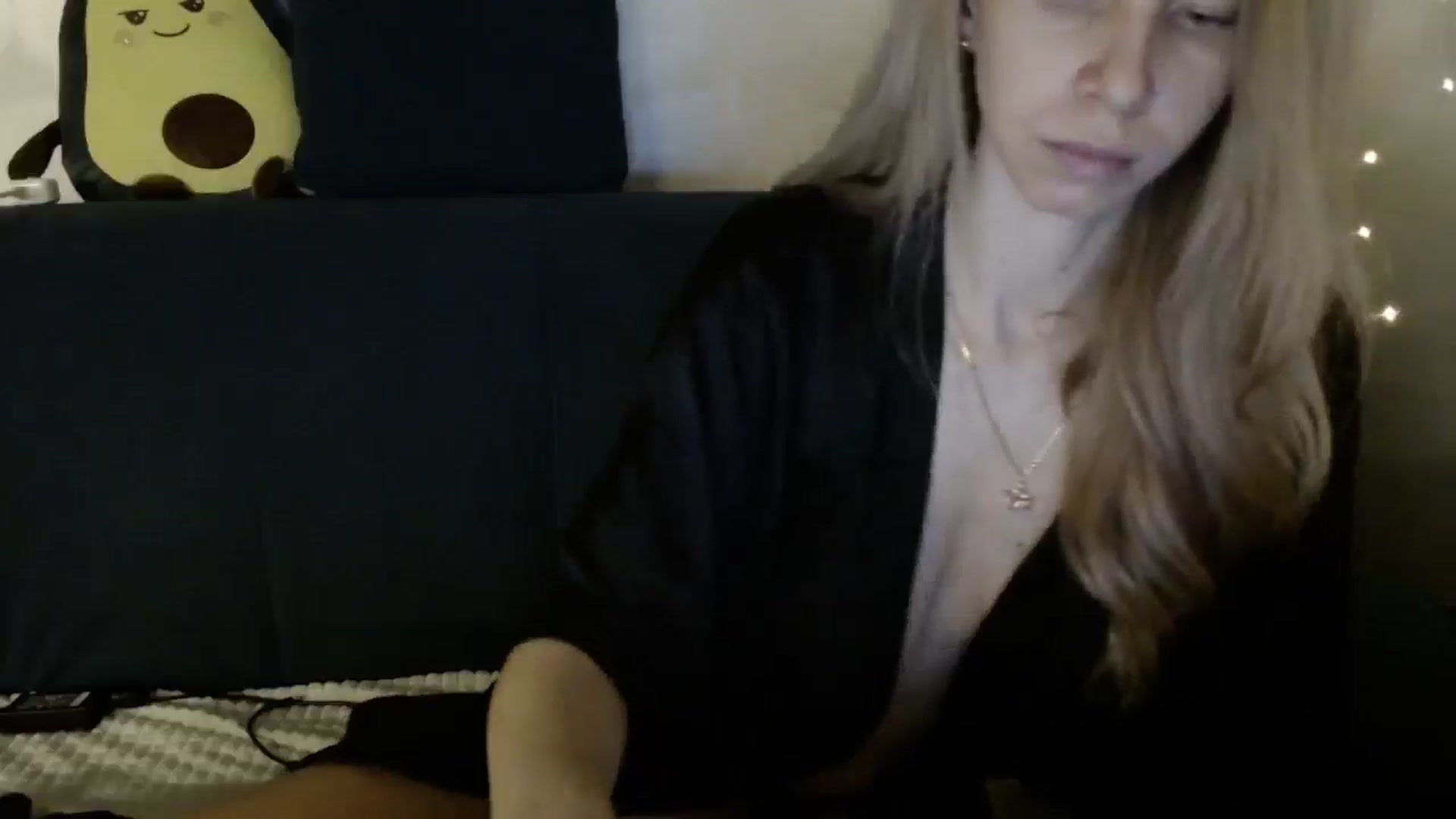 Gallery image thumbnail from Monika_lucci's myfreecams stream on, 02/21/2026, 20:17 image 9 of 20