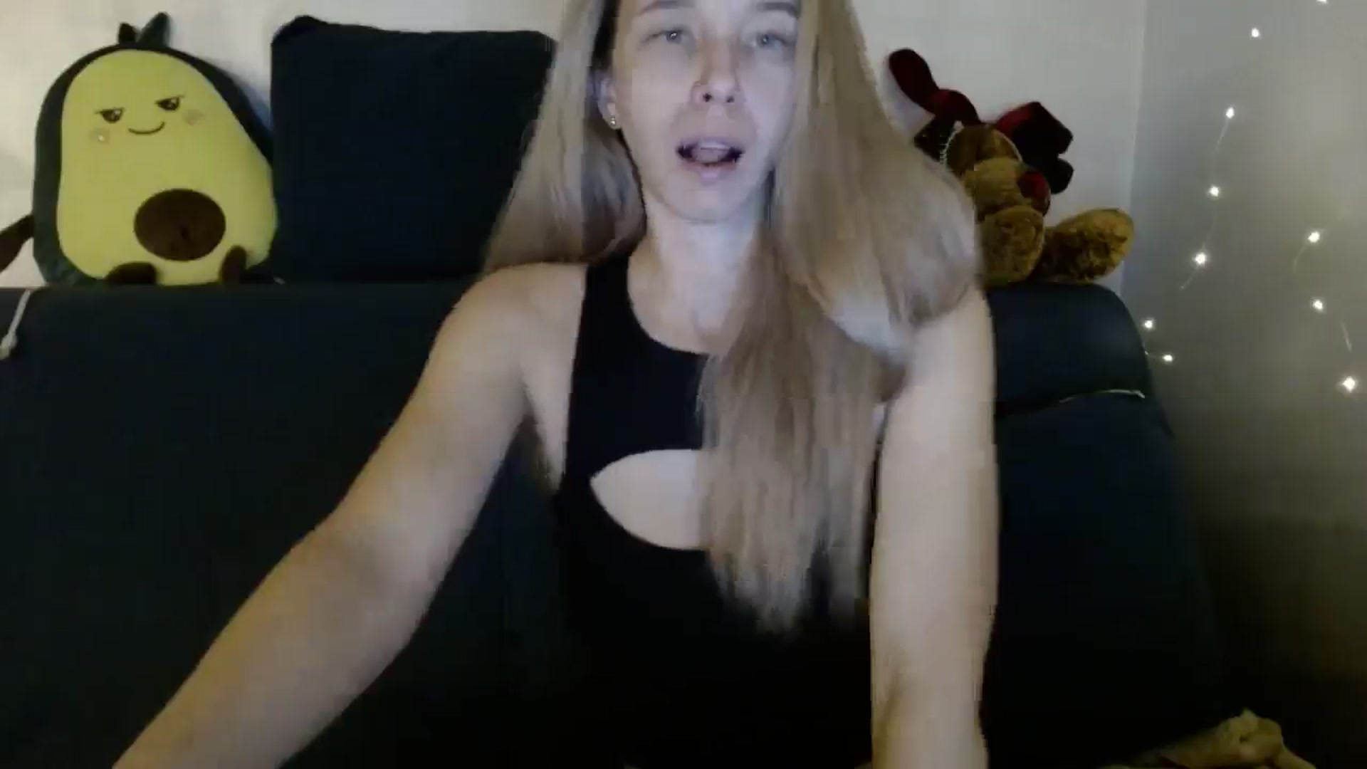 Gallery image thumbnail from Monika_lucci's myfreecams stream on, 02/25/2026, 20:40 image 18 of 20