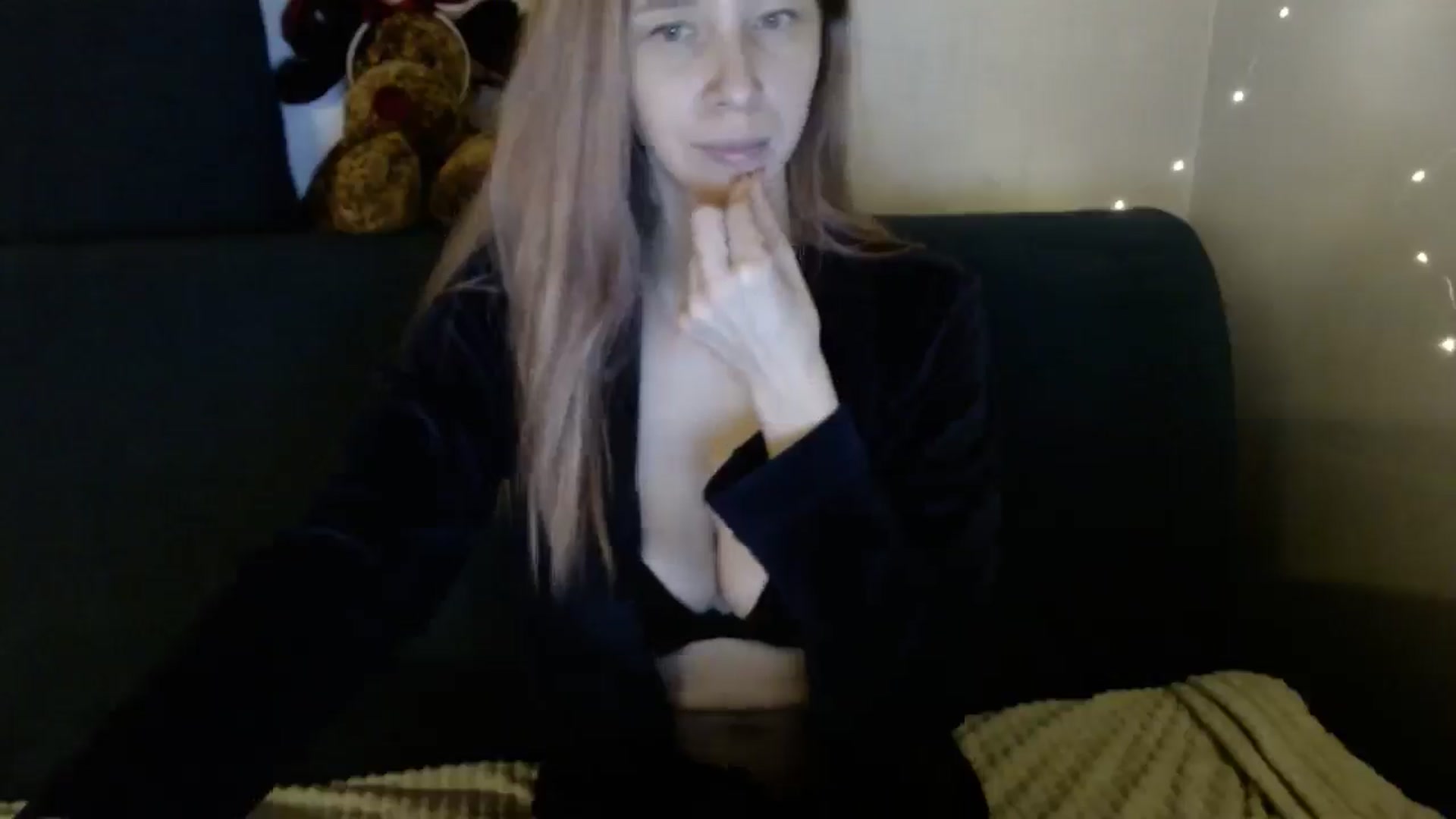 Gallery image thumbnail from Monika_lucci's myfreecams stream on, 03/10/2026, 18:29 image 15 of 20
