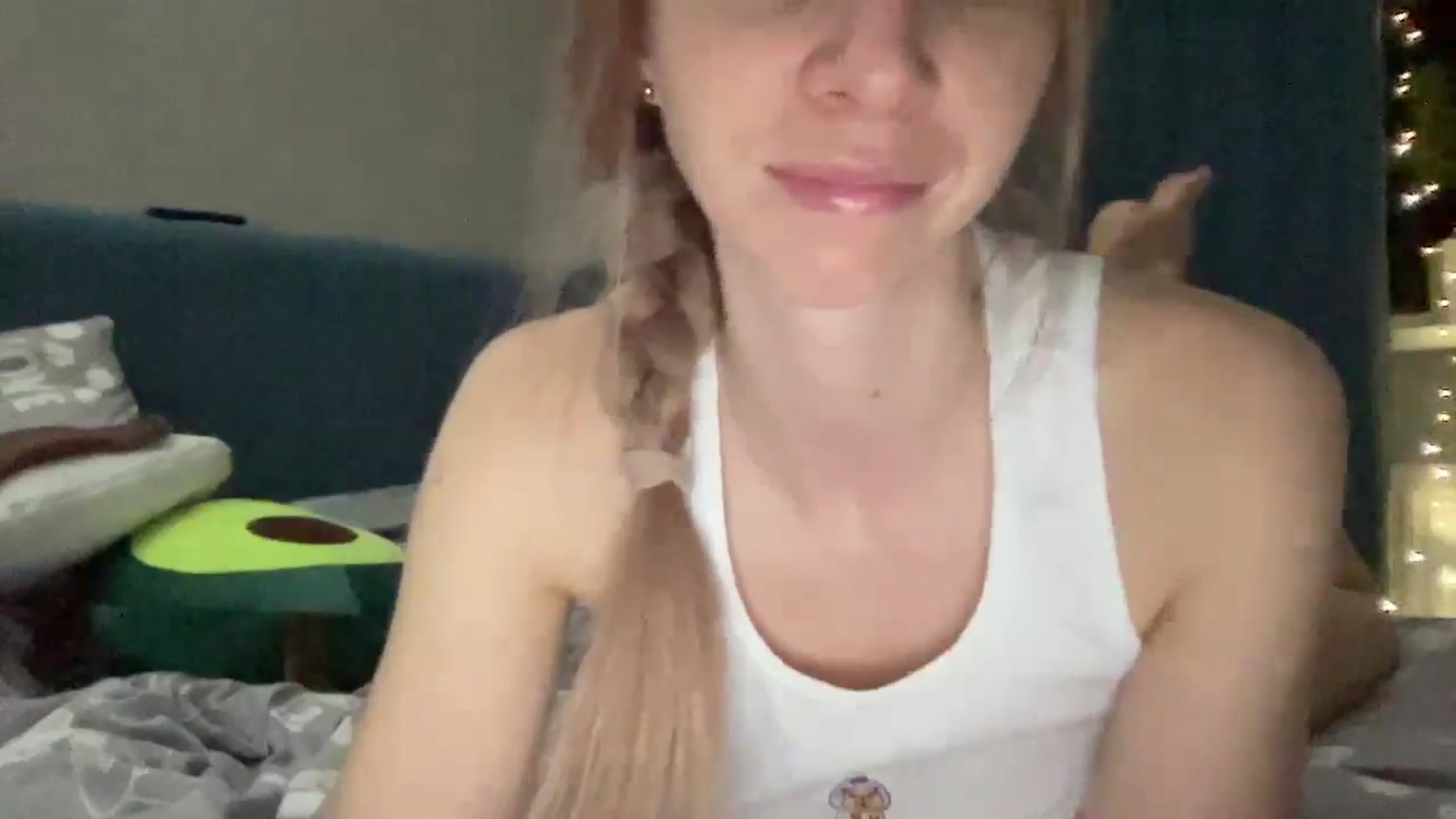 Gallery image thumbnail from Monika_lucci's myfreecams stream on, 03/24/2026, 17:59 image 19 of 20