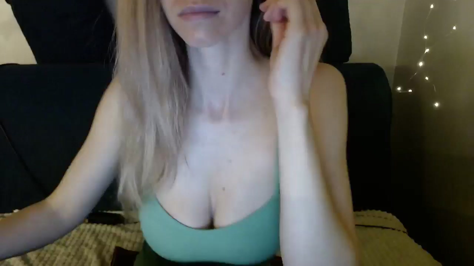 Gallery image thumbnail from Monika_lucci's myfreecams stream on, 04/20/2026, 17:12 image 1 of 20