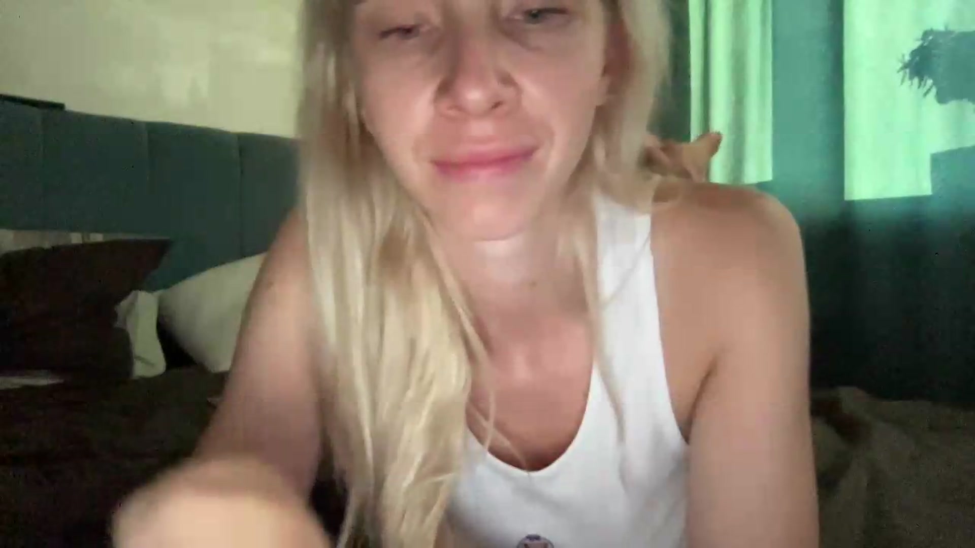 Gallery image thumbnail from Monika_lucci's myfreecams stream on, 06/25/2026, 17:19 image 18 of 20