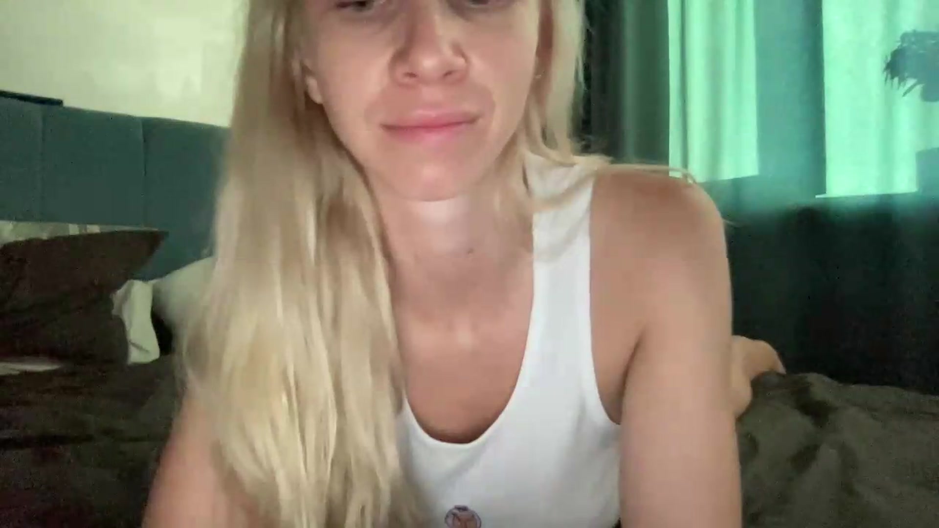 Gallery image thumbnail from Monika_lucci's myfreecams stream on, 06/25/2026, 17:19 image 2 of 20