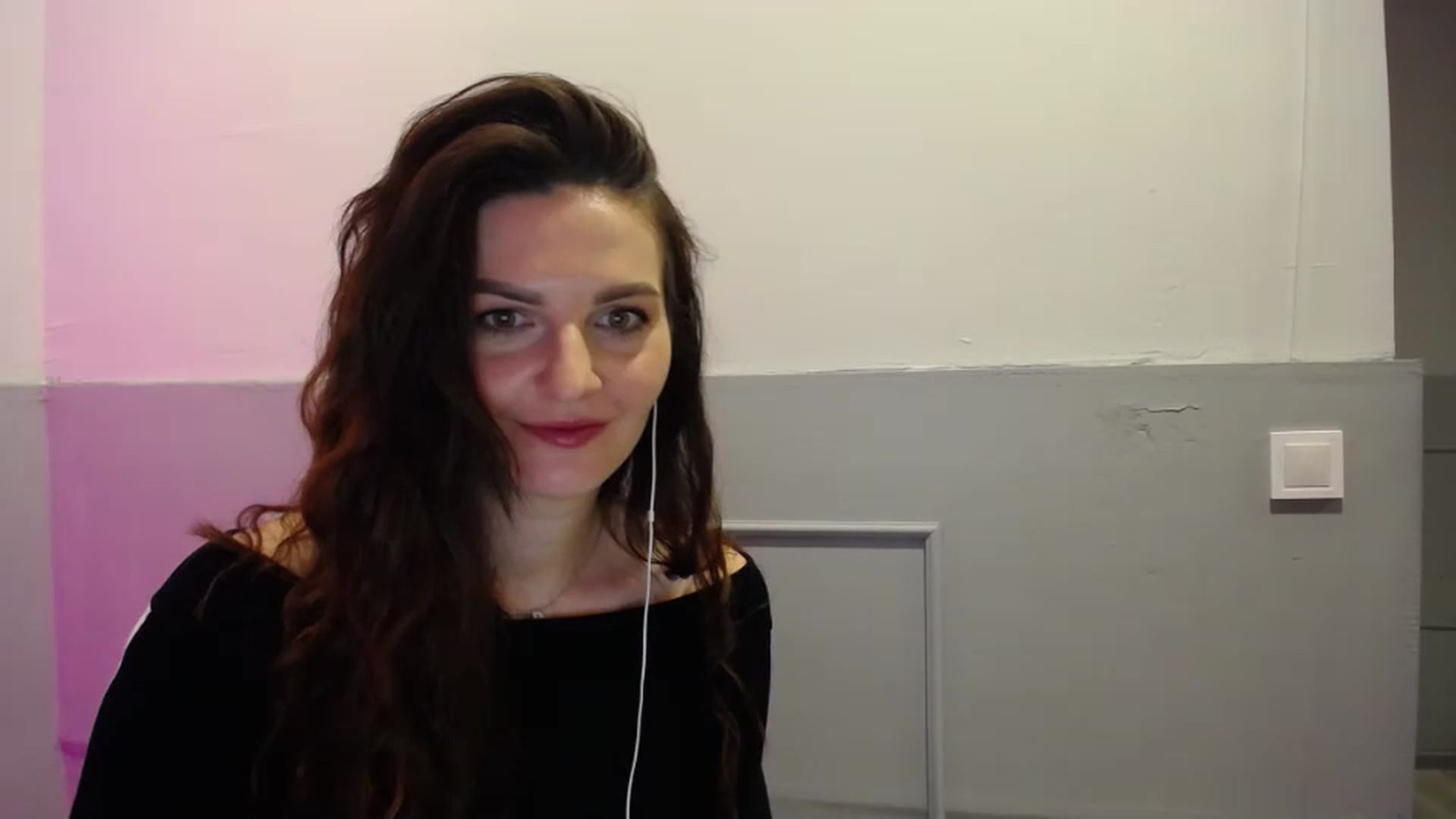 Gallery image thumbnail from Monikdark's myfreecams stream on, 03/18/2023, 13:37 image 4 of 20
