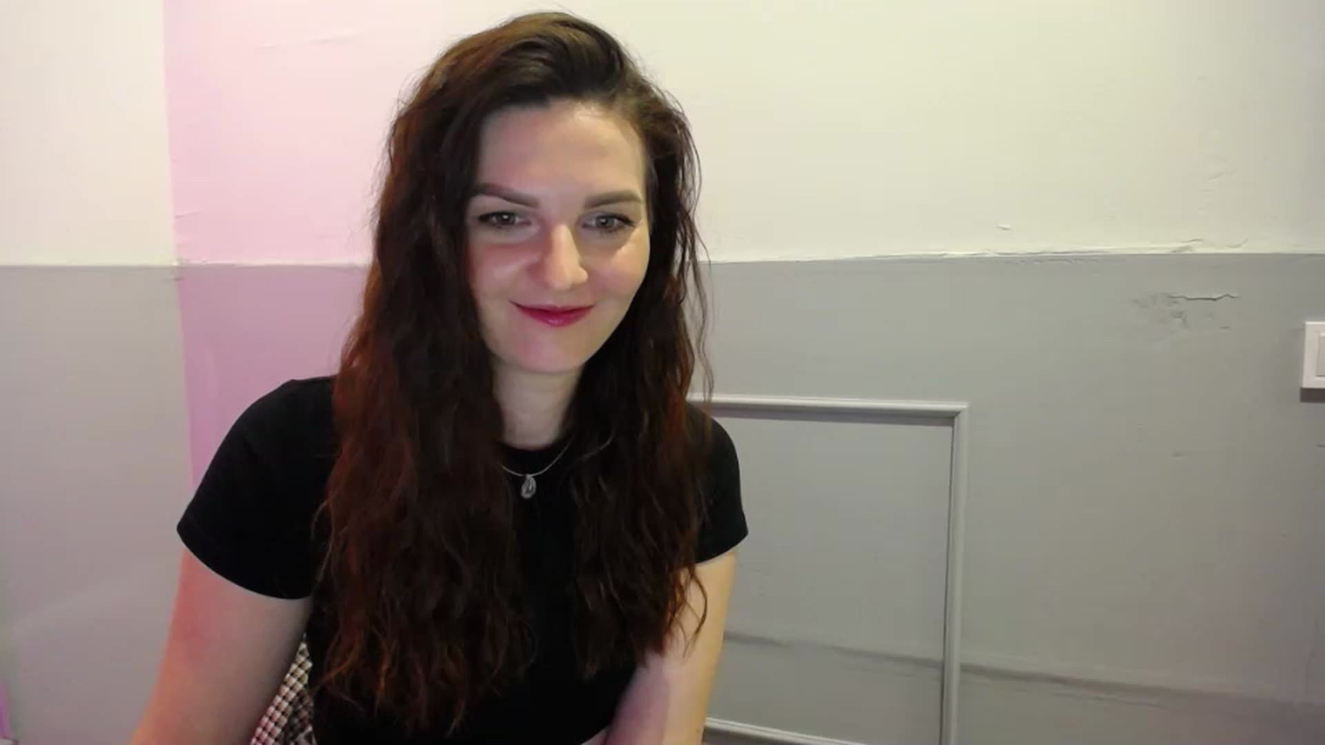 Gallery image thumbnail from Monikdark's myfreecams stream on, 03/19/2023, 14:13 image 16 of 20