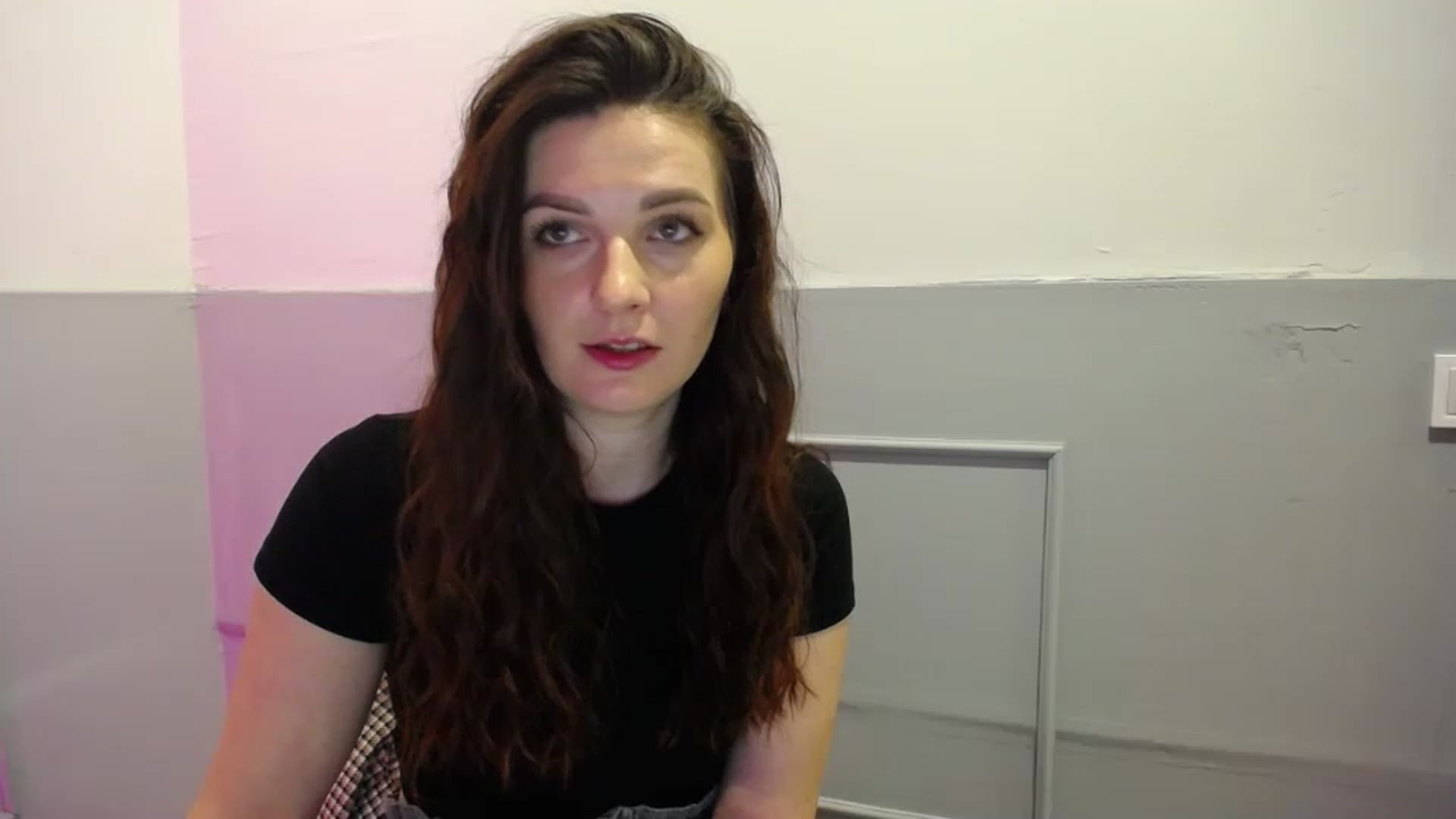 Gallery image thumbnail from Monikdark's myfreecams stream on, 03/19/2023, 14:13 image 4 of 20