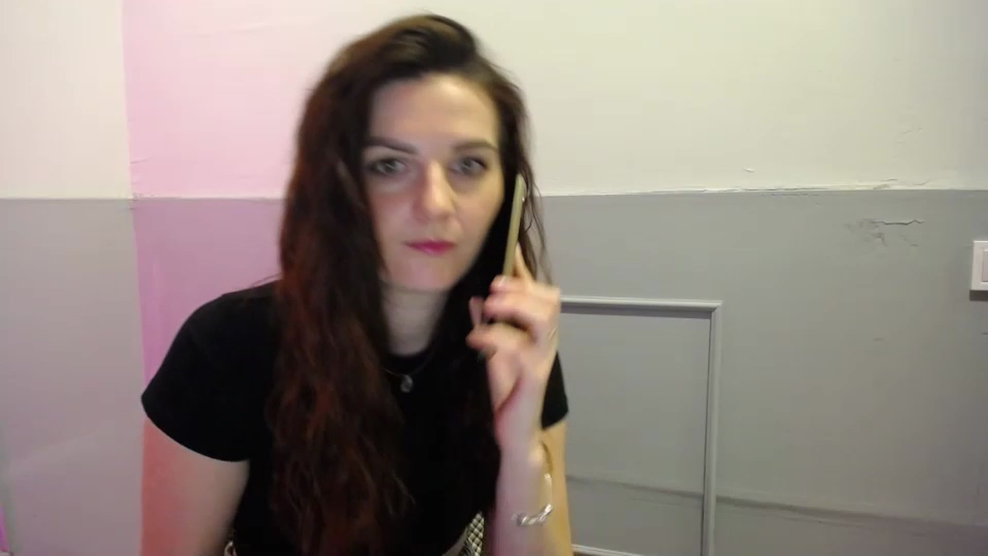 Gallery image thumbnail from Monikdark's myfreecams stream on, 03/19/2023, 14:13 image 14 of 20