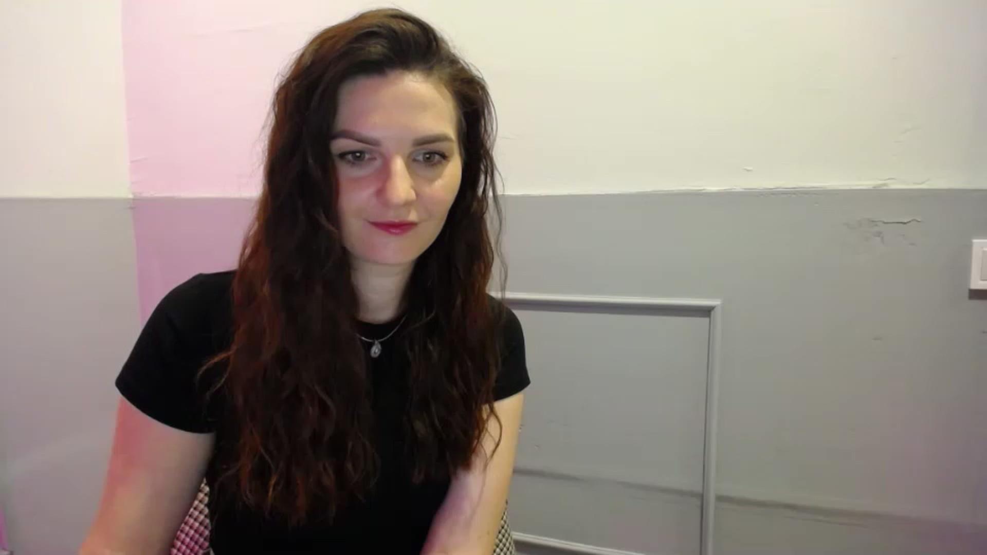 Gallery image thumbnail from Monikdark's myfreecams stream on, 03/19/2023, 14:13 image 17 of 20