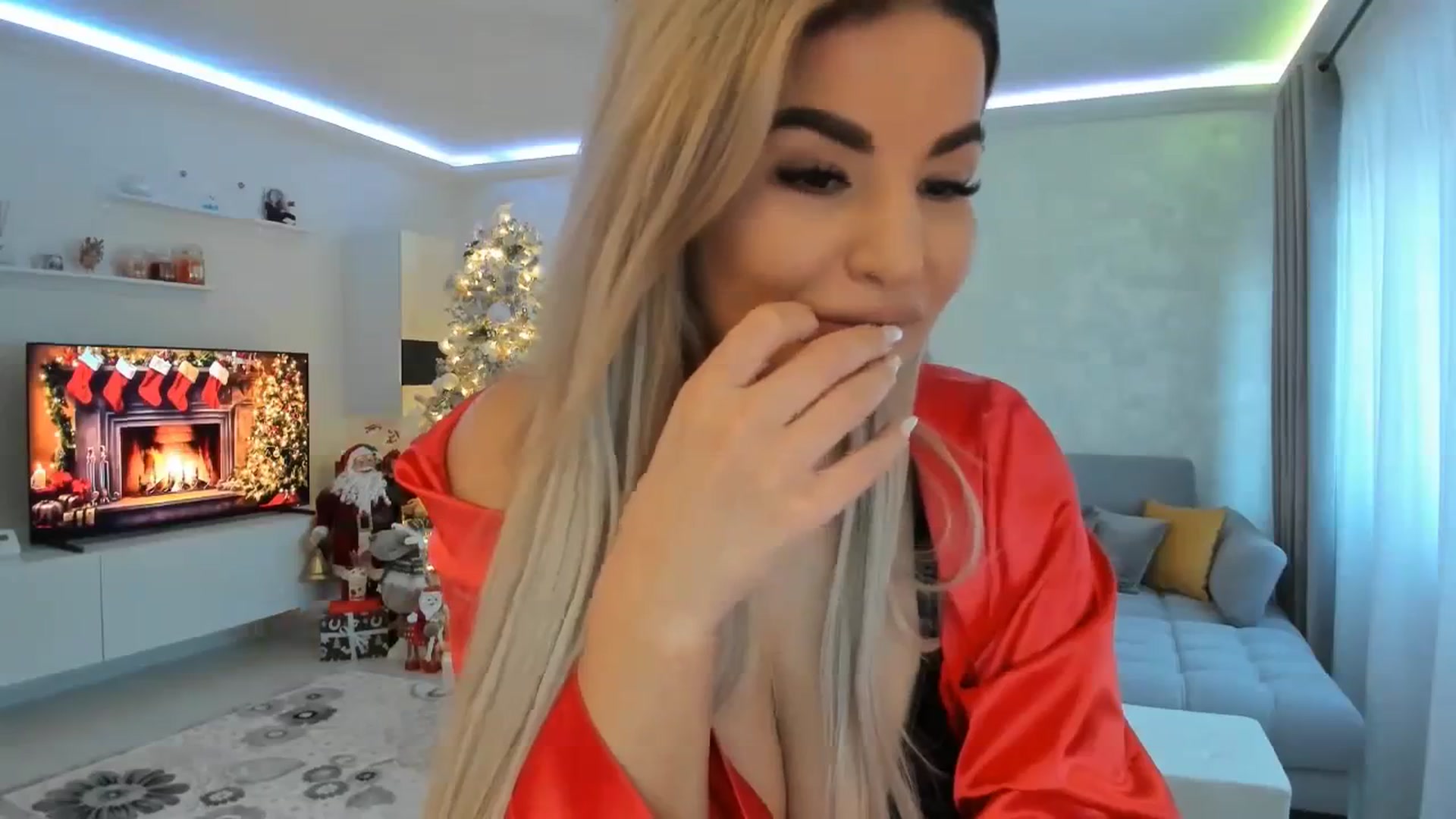 Gallery image thumbnail from MoniqSexy's myfreecams stream on, 12/25/2023, 13:35 image 19 of 20
