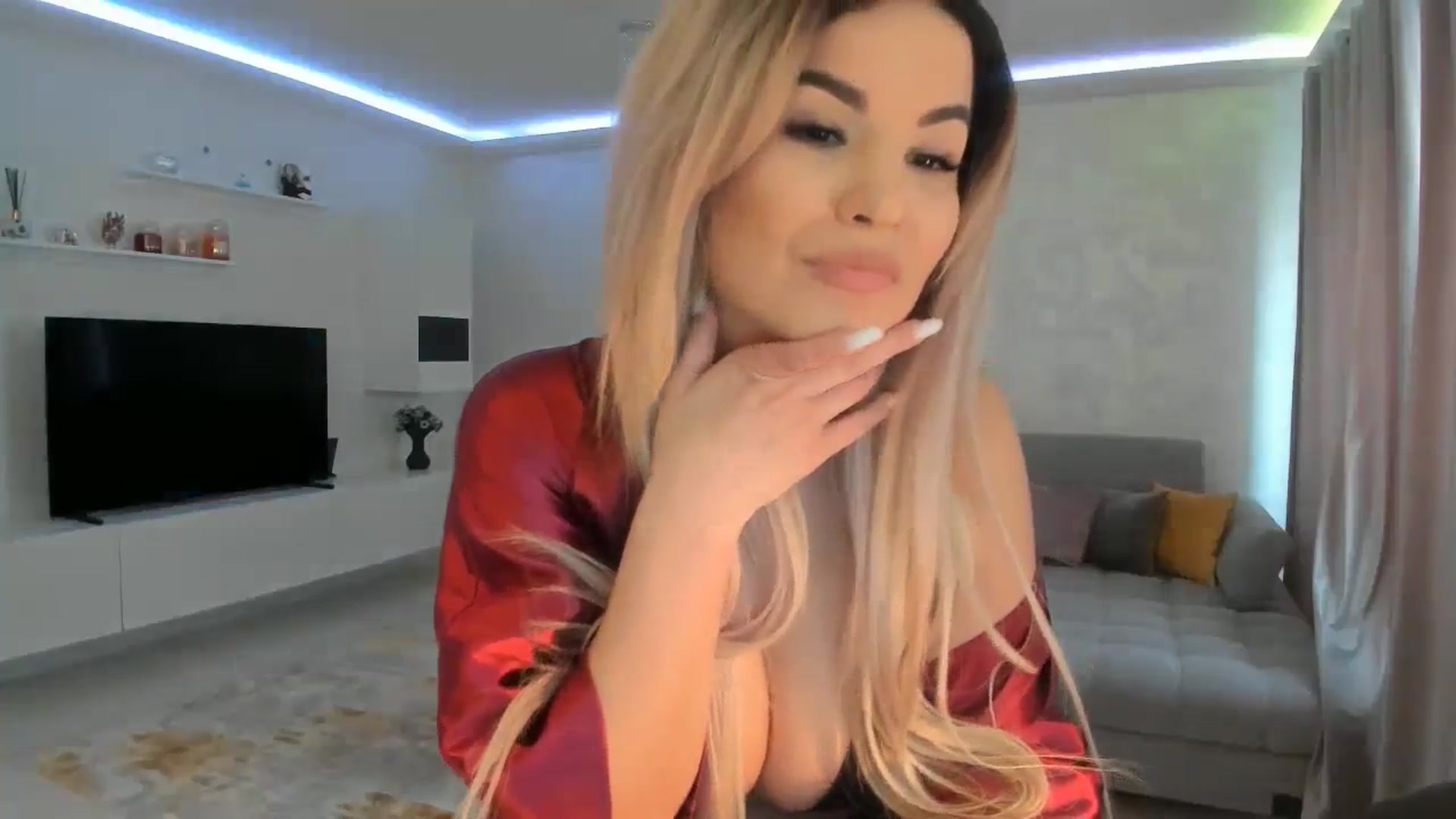 Gallery image thumbnail from MoniqSexy's myfreecams stream on, 04/04/2024, 14:51 image 20 of 20